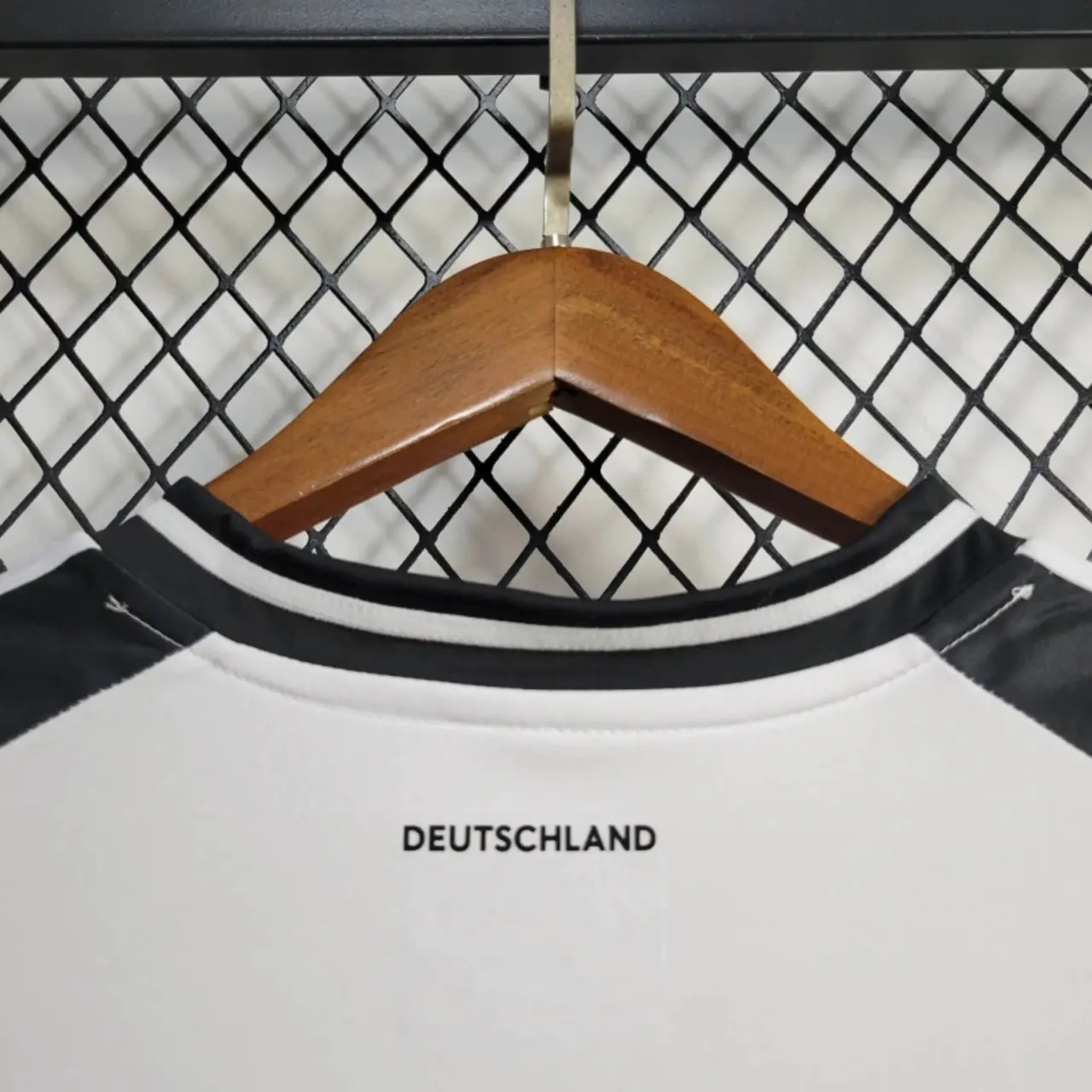 Socce Jerseys-topleaguejerseys.com