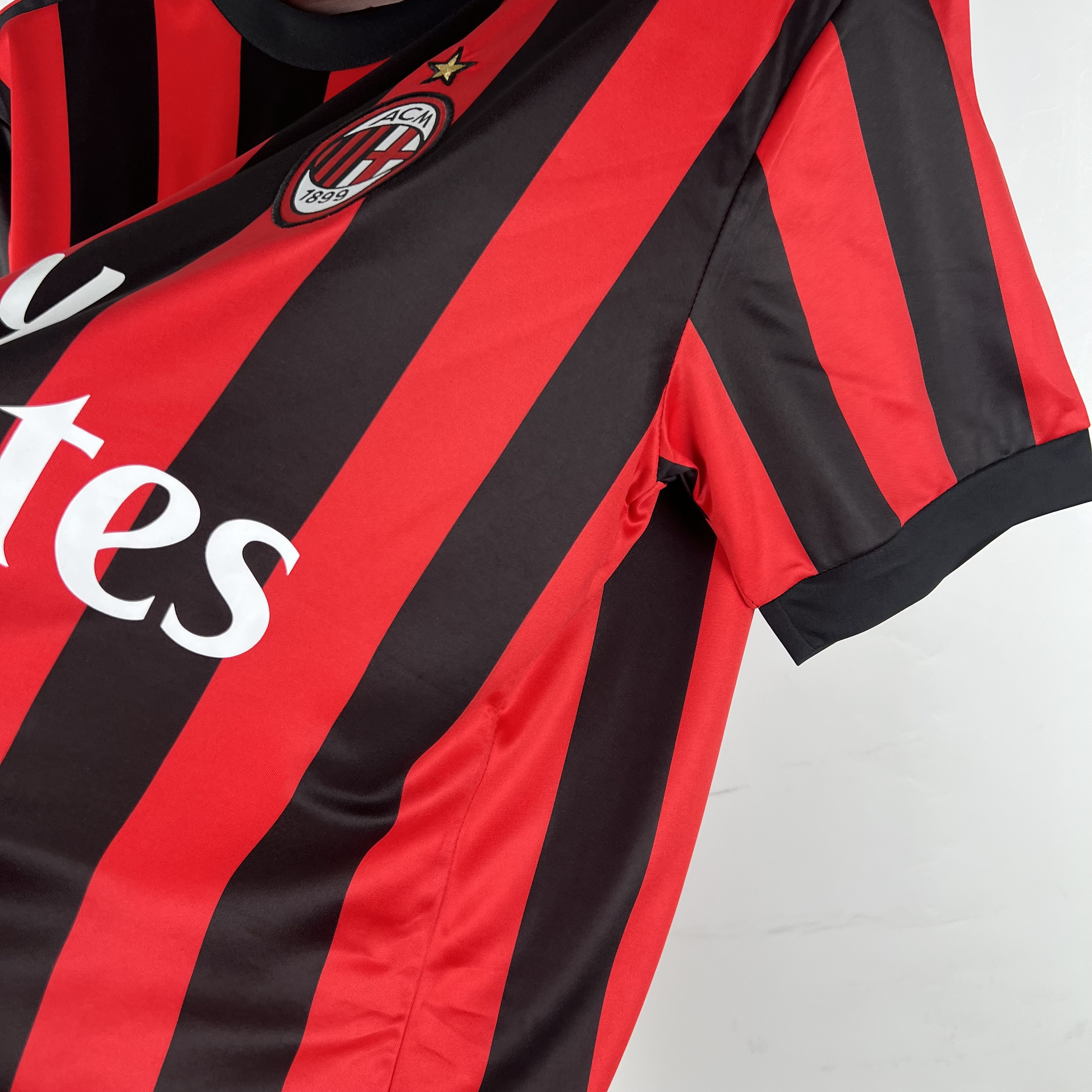 AlphaJersey-Retro AC Milan 2017-18 Home Stadium Jersey
