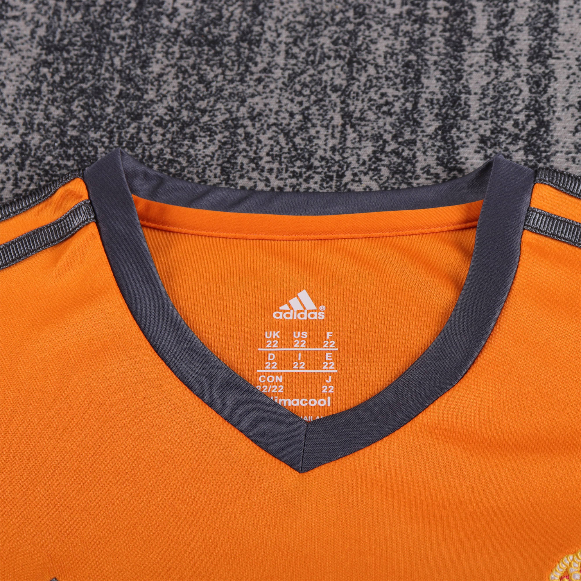 AlphaJersey-Retro Real Madrid 2013-14 Third Kids Kit