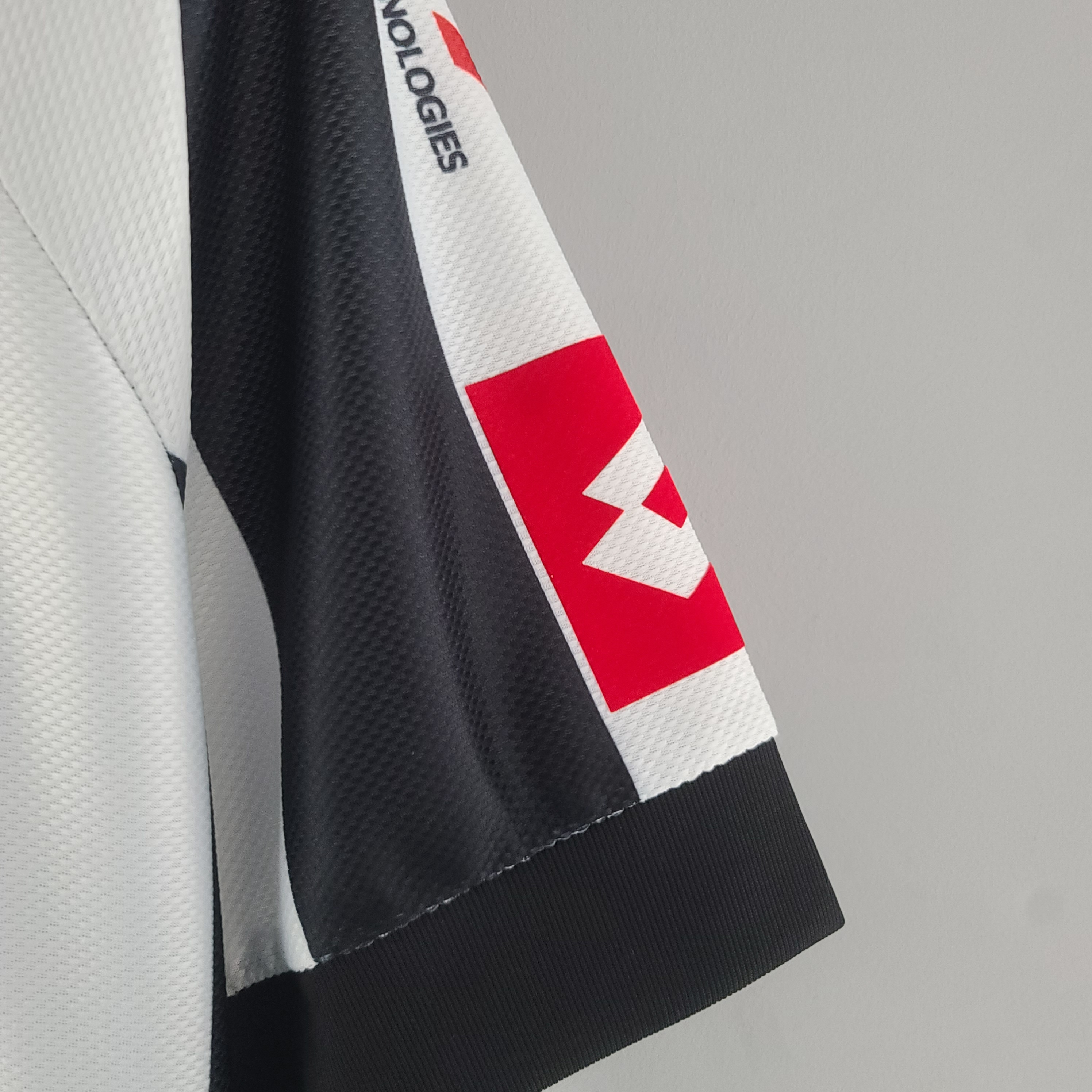 Socce Jerseys-topleaguejerseys.com