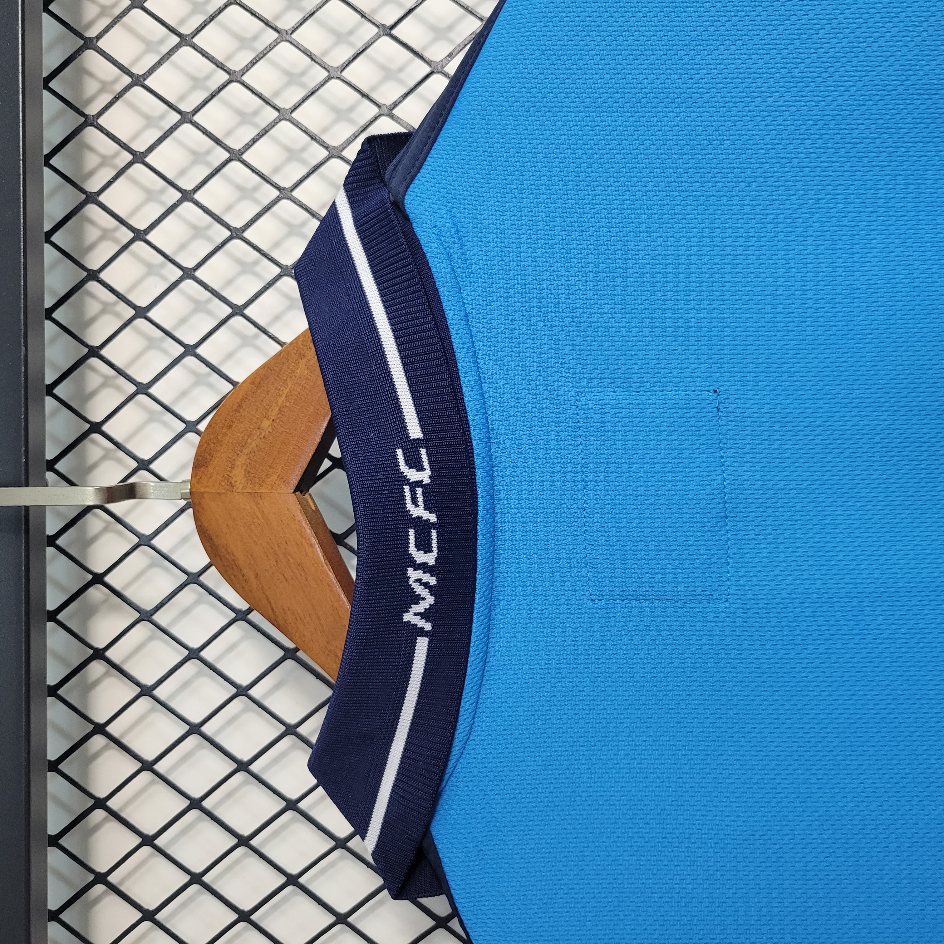 AlphaJersey-Retro Manchester City 2001-02 Home Stadium Jersey