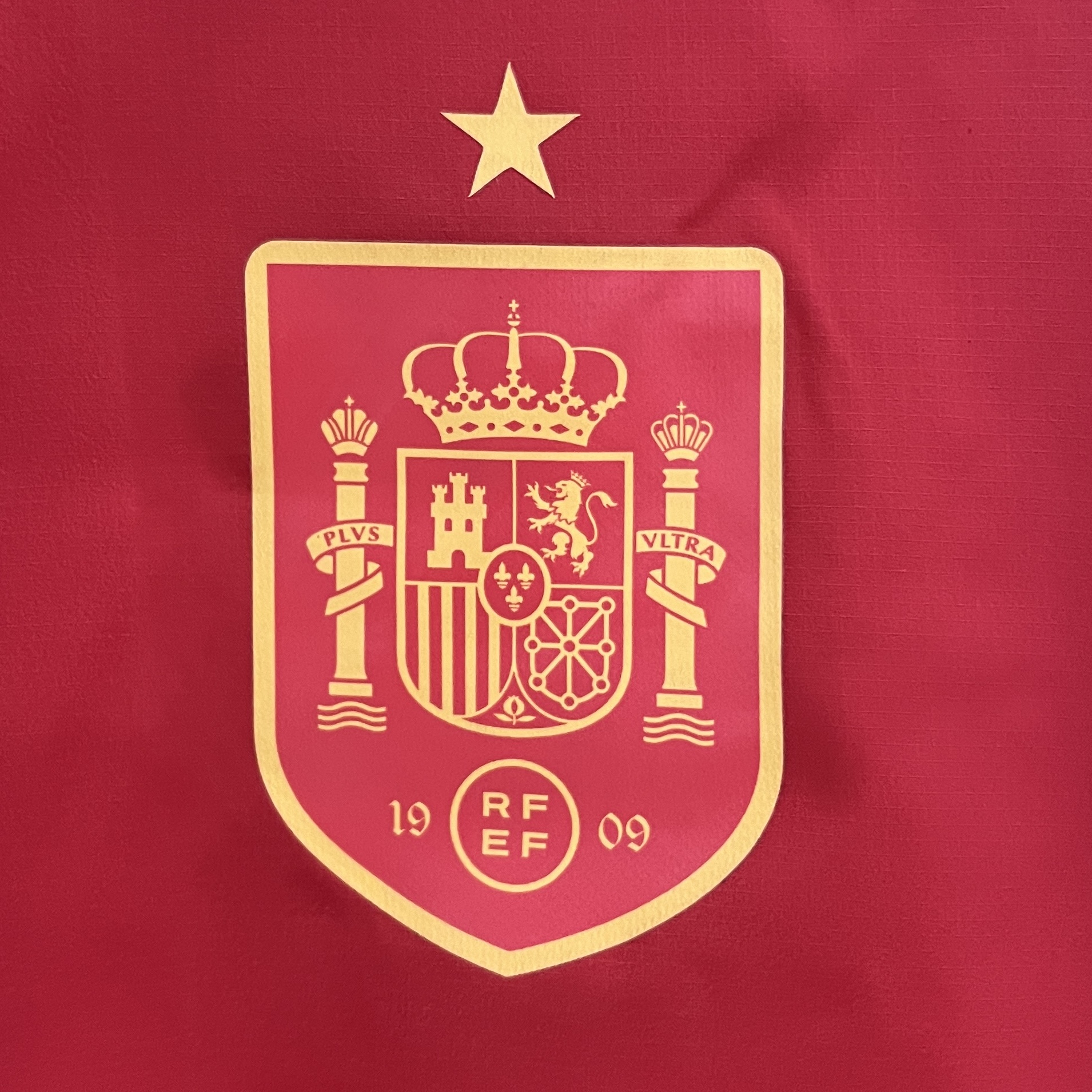 AlphaJersey-Spain 2024 Double Sided Reversible Windbreaker - Red & Yellow