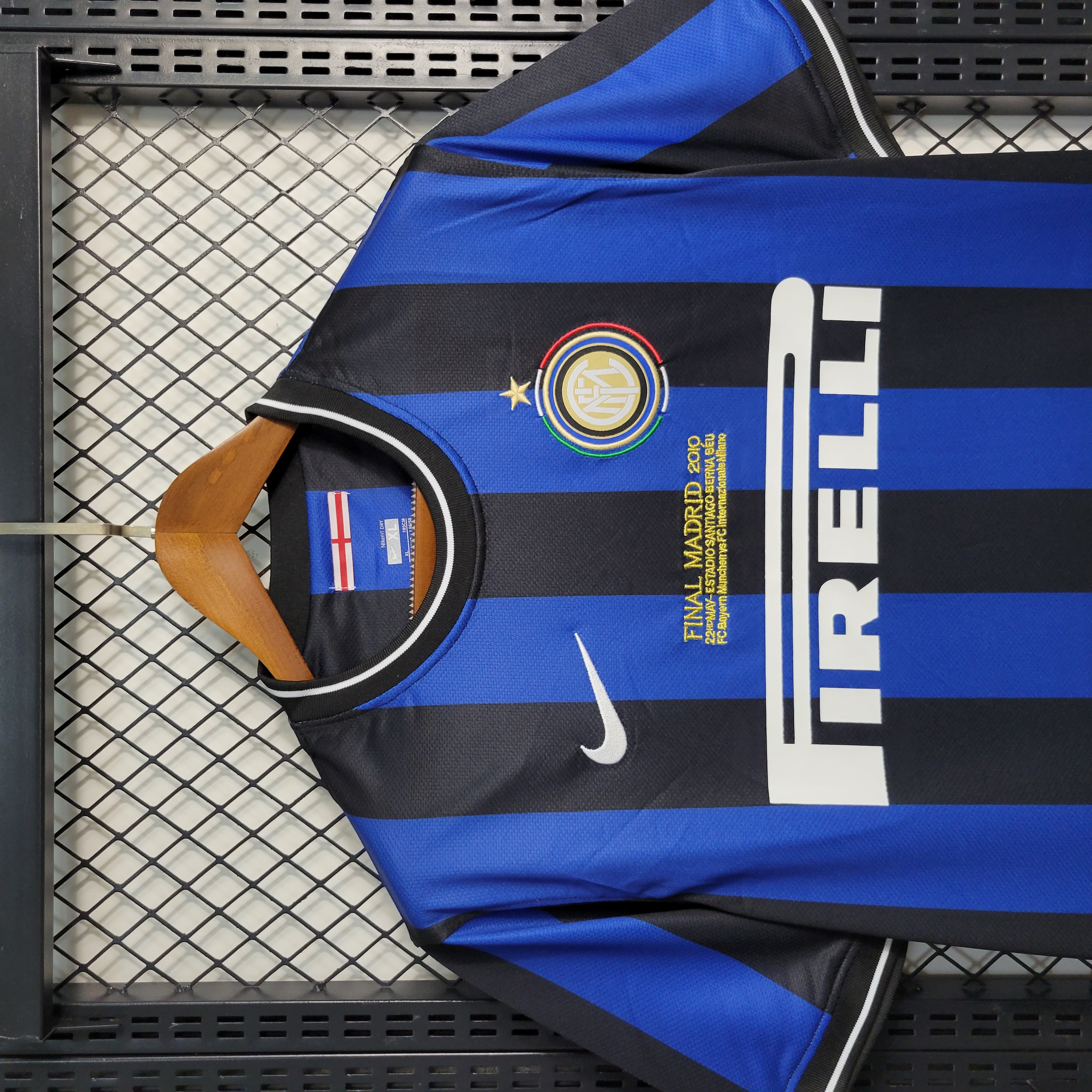 AlphaJersey-Retro Inter Milan 09-10 Home Stadium Jersey - Champions League Final
