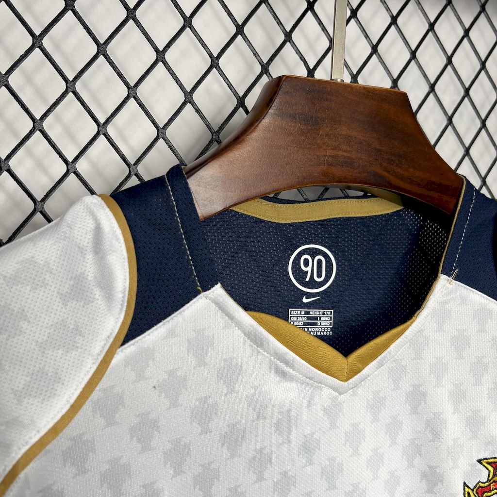 AlphaJersey-Retro Portugal 2004 Away Jersey