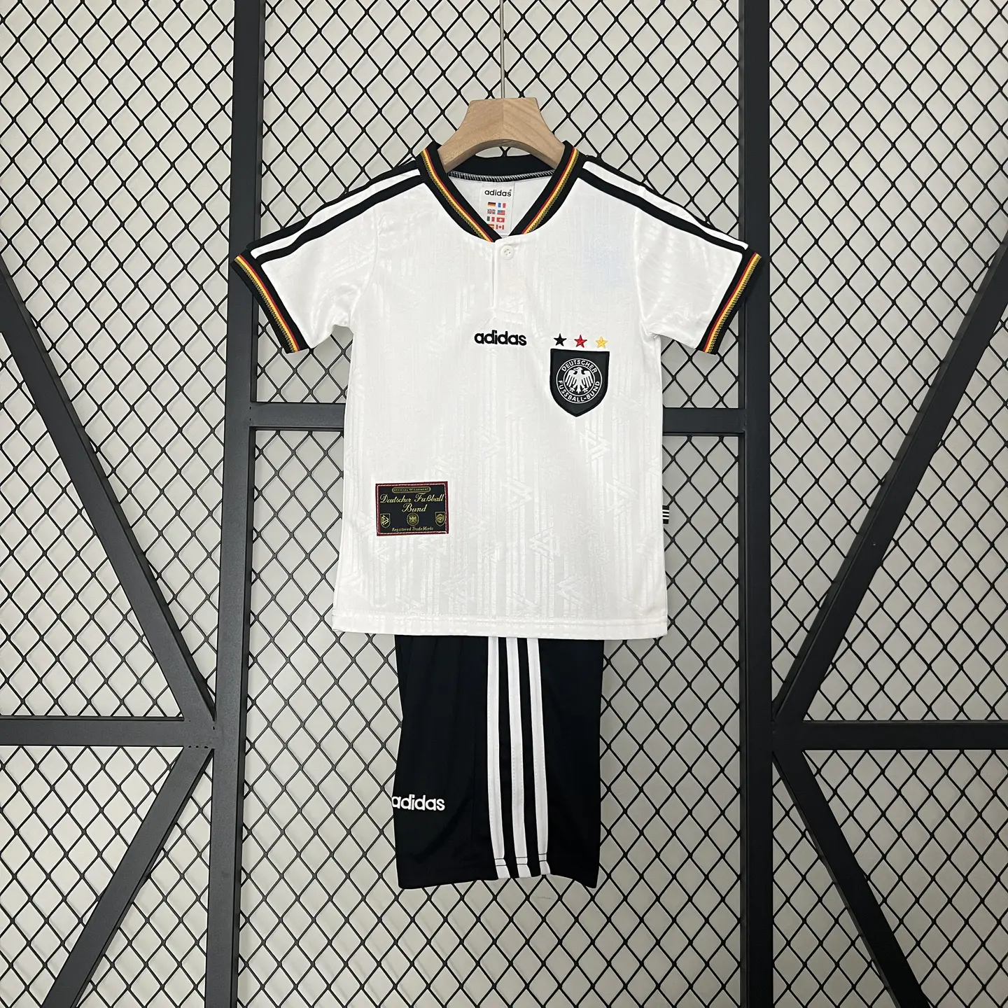Socce Jerseys-topleaguejerseys.com