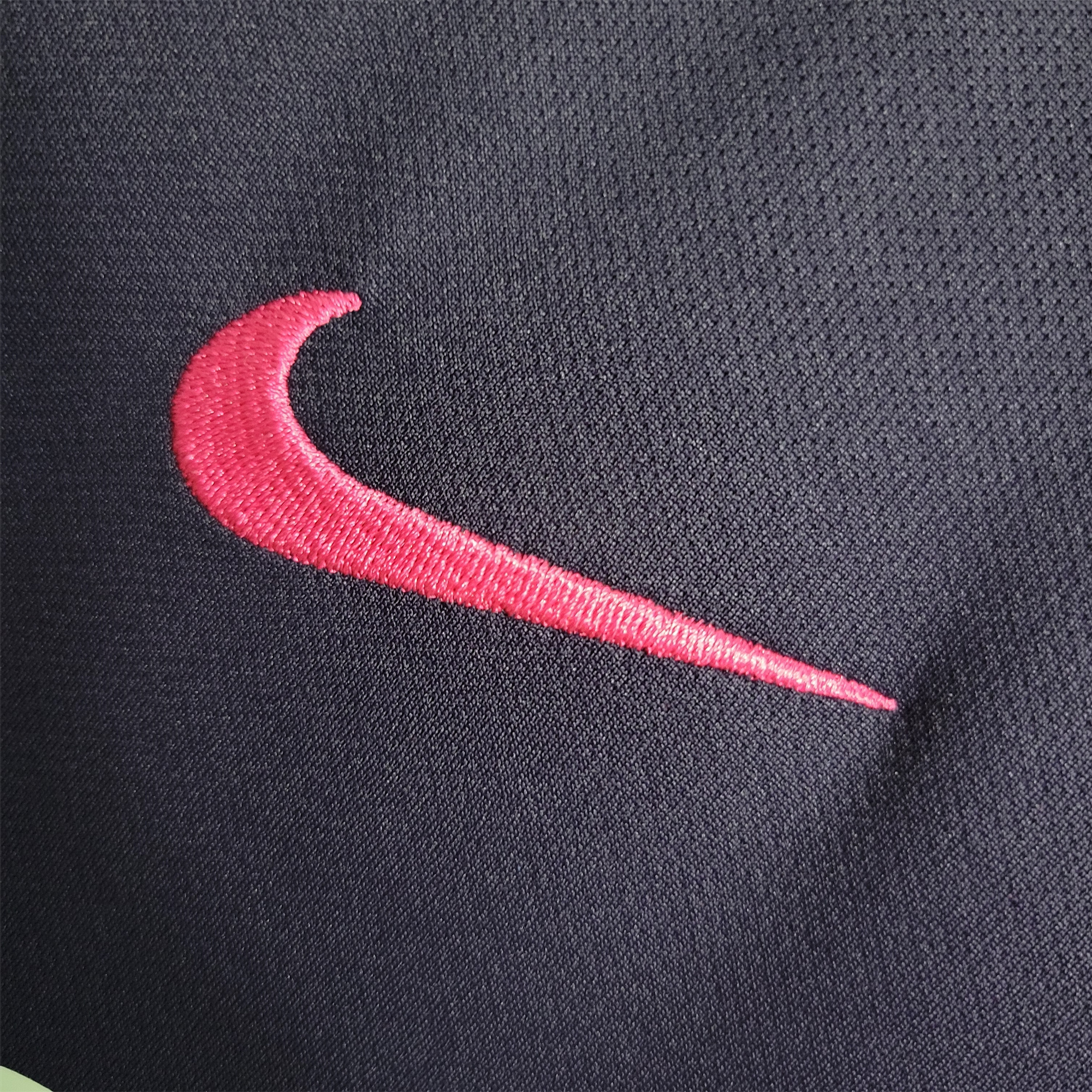 AlphaJersey-Retro Barcelona 16-17 Away Stadium Jersey