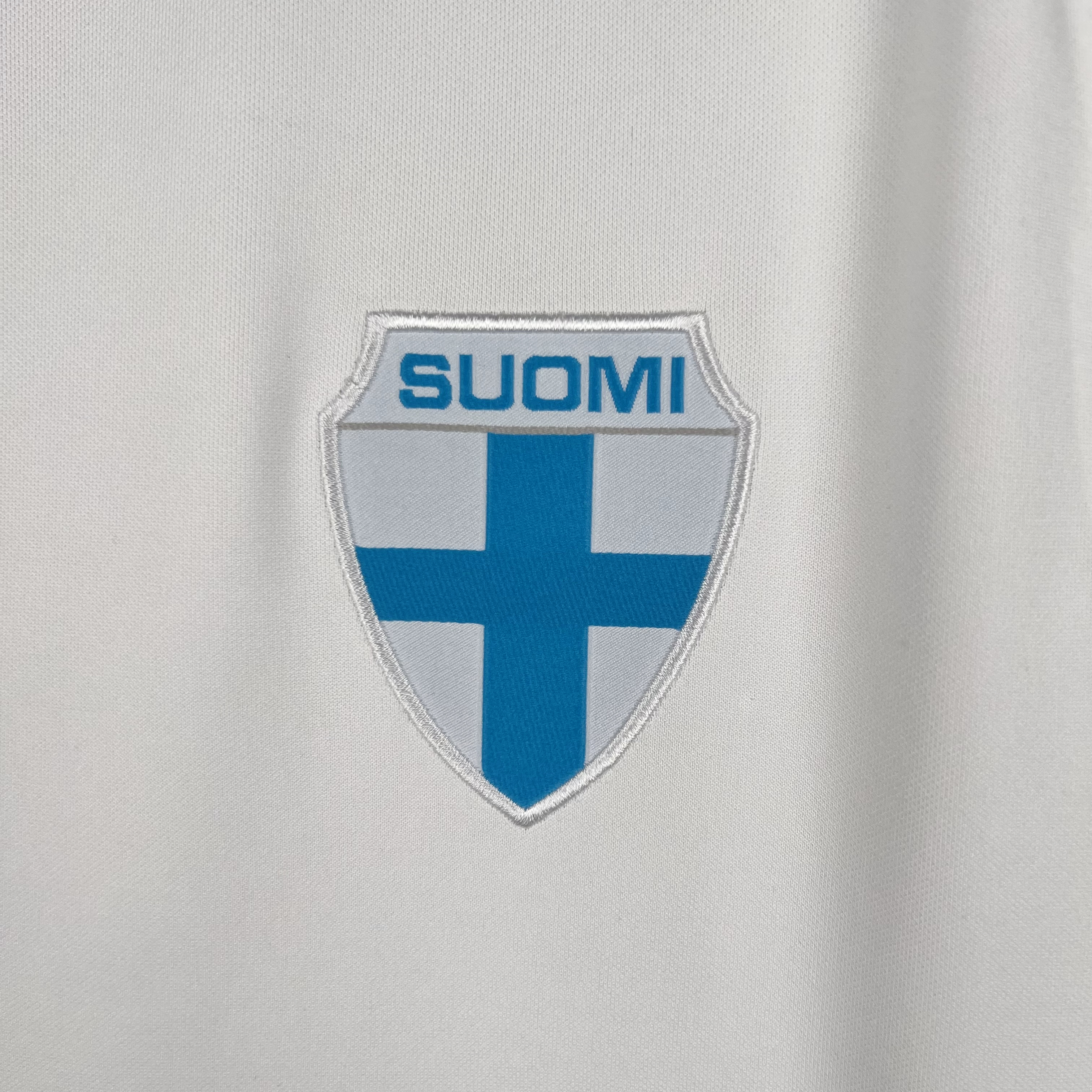 AlphaJersey-Retro Finland 1982 Home Stadium Jersey
