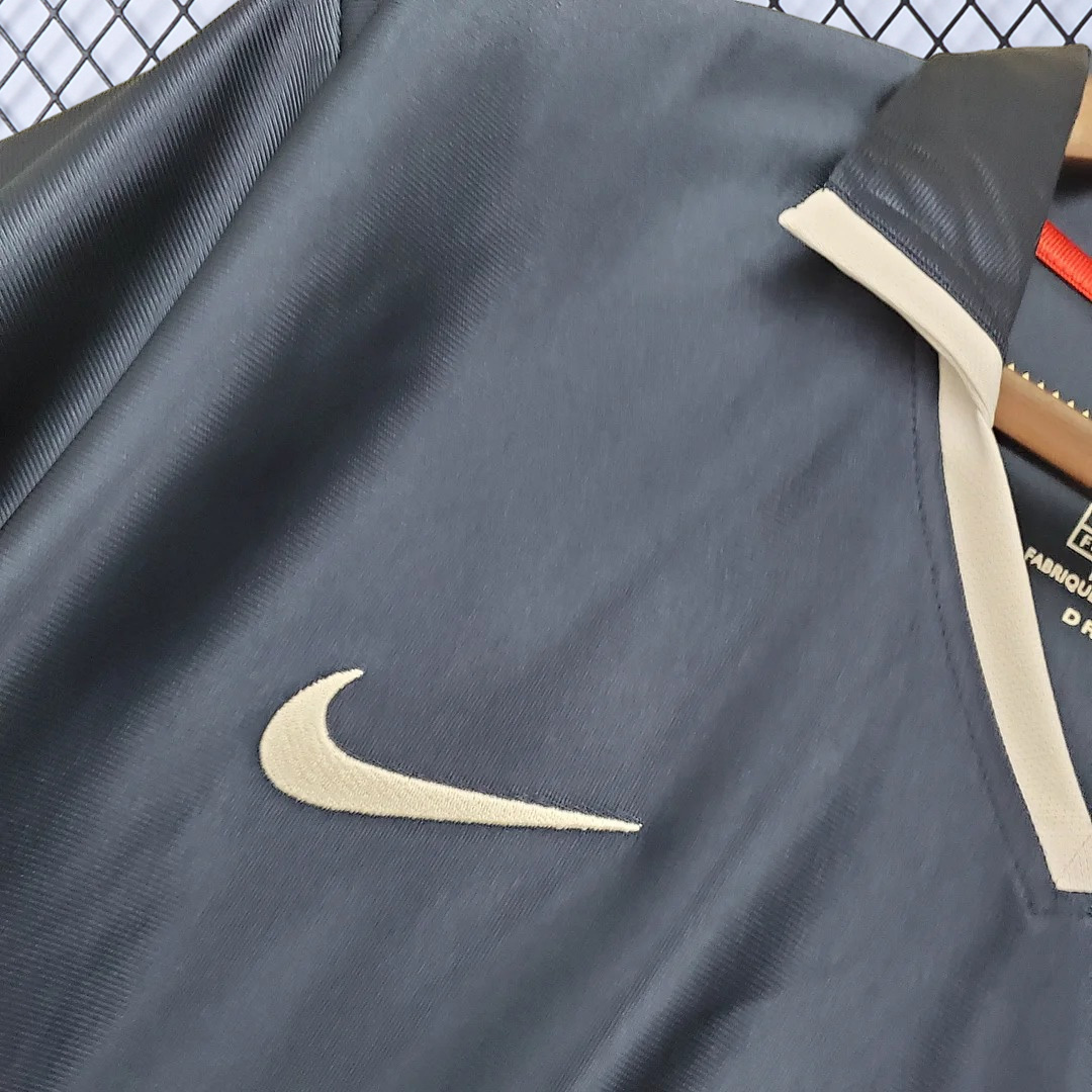AlphaJersey-Retro Paris Saint-Germain PSG 2001-02 Home Jersey