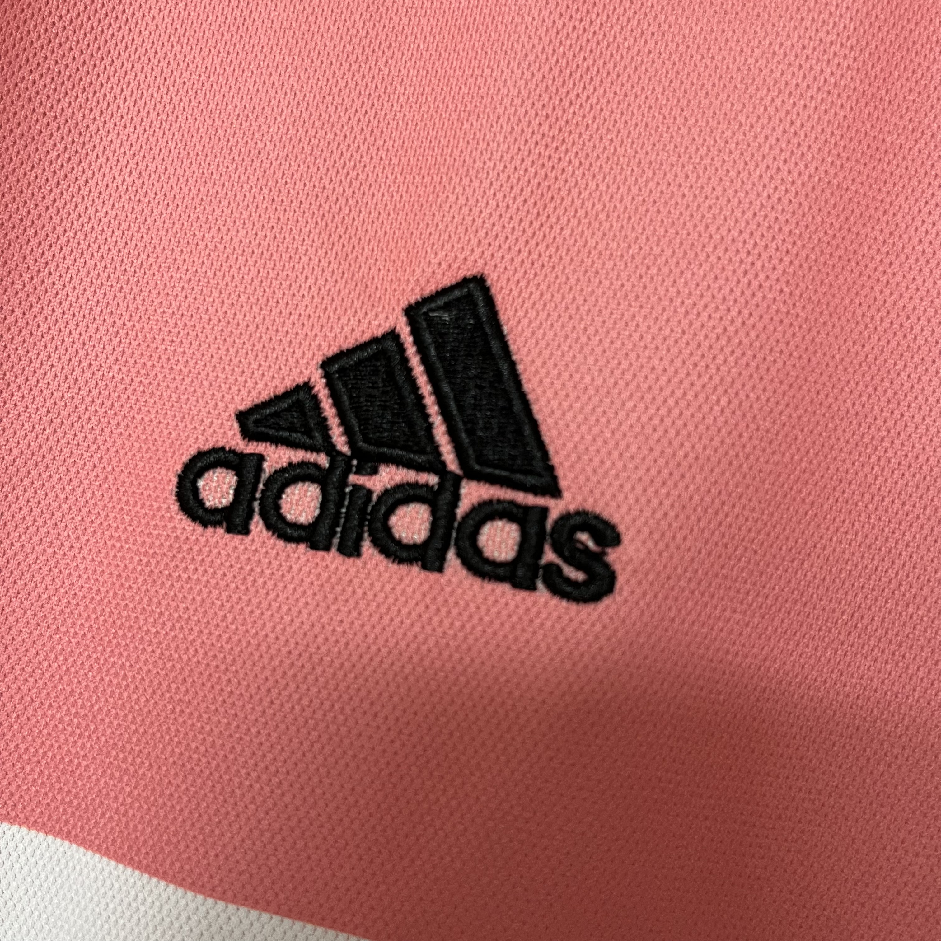 AlphaJersey-Retro Juventus 2015-16 Away Stadium Jersey