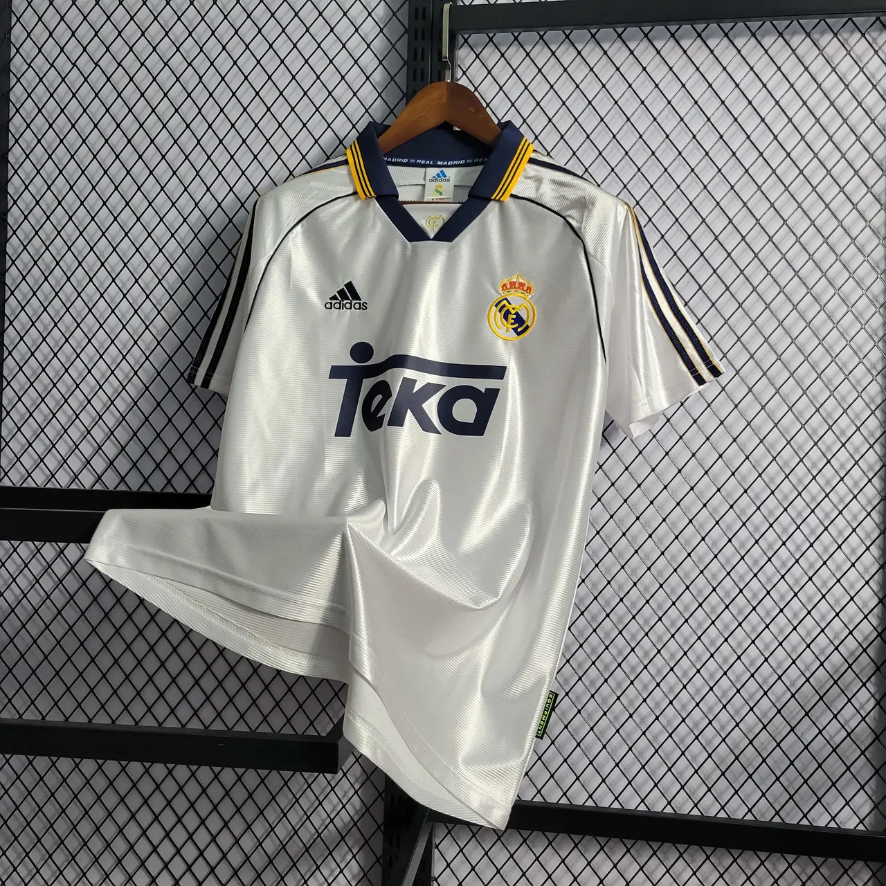 Socce Jerseys-topleaguejerseys.com