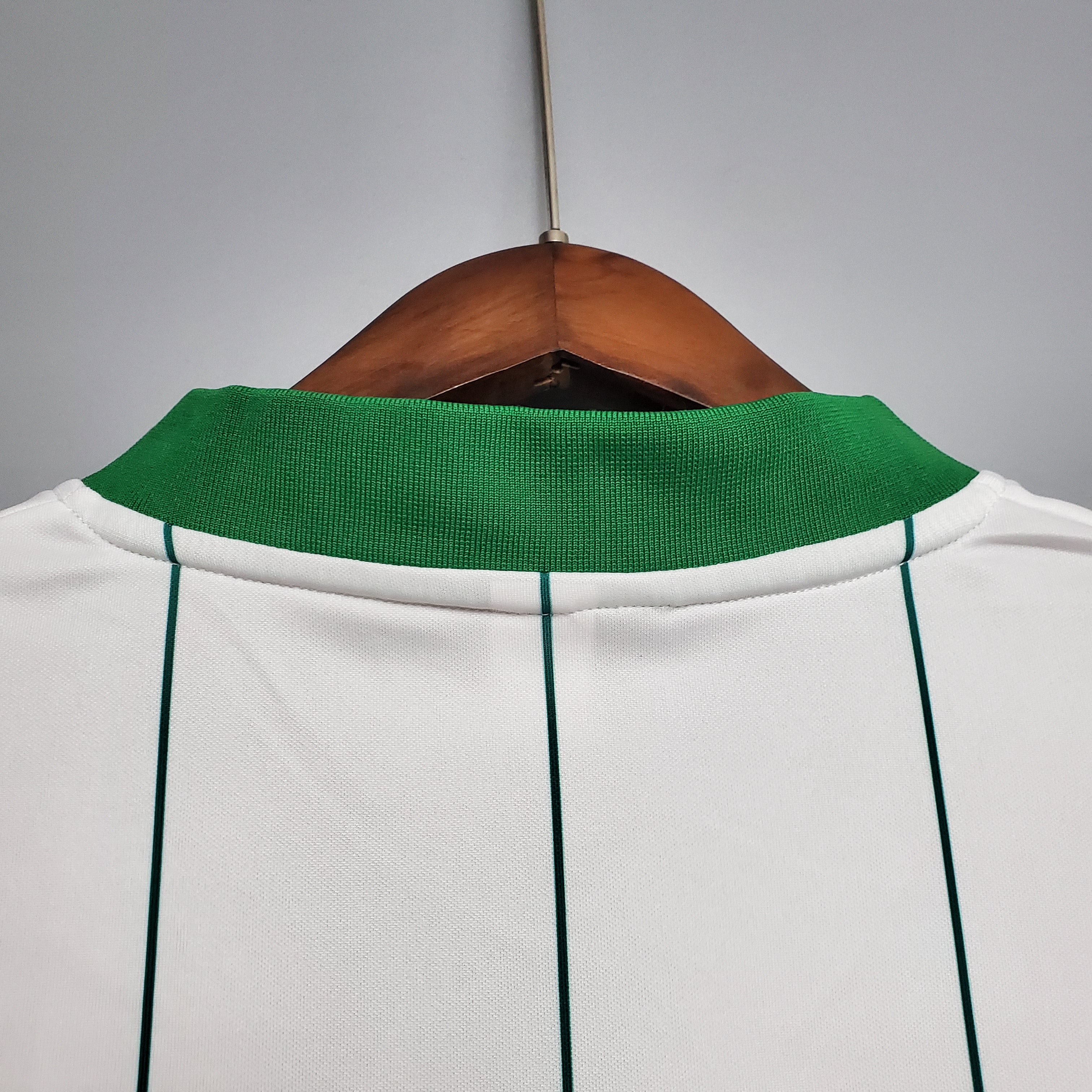 AlphaJersey-Retro Celtic 1982-83 Away Stadium Jersey