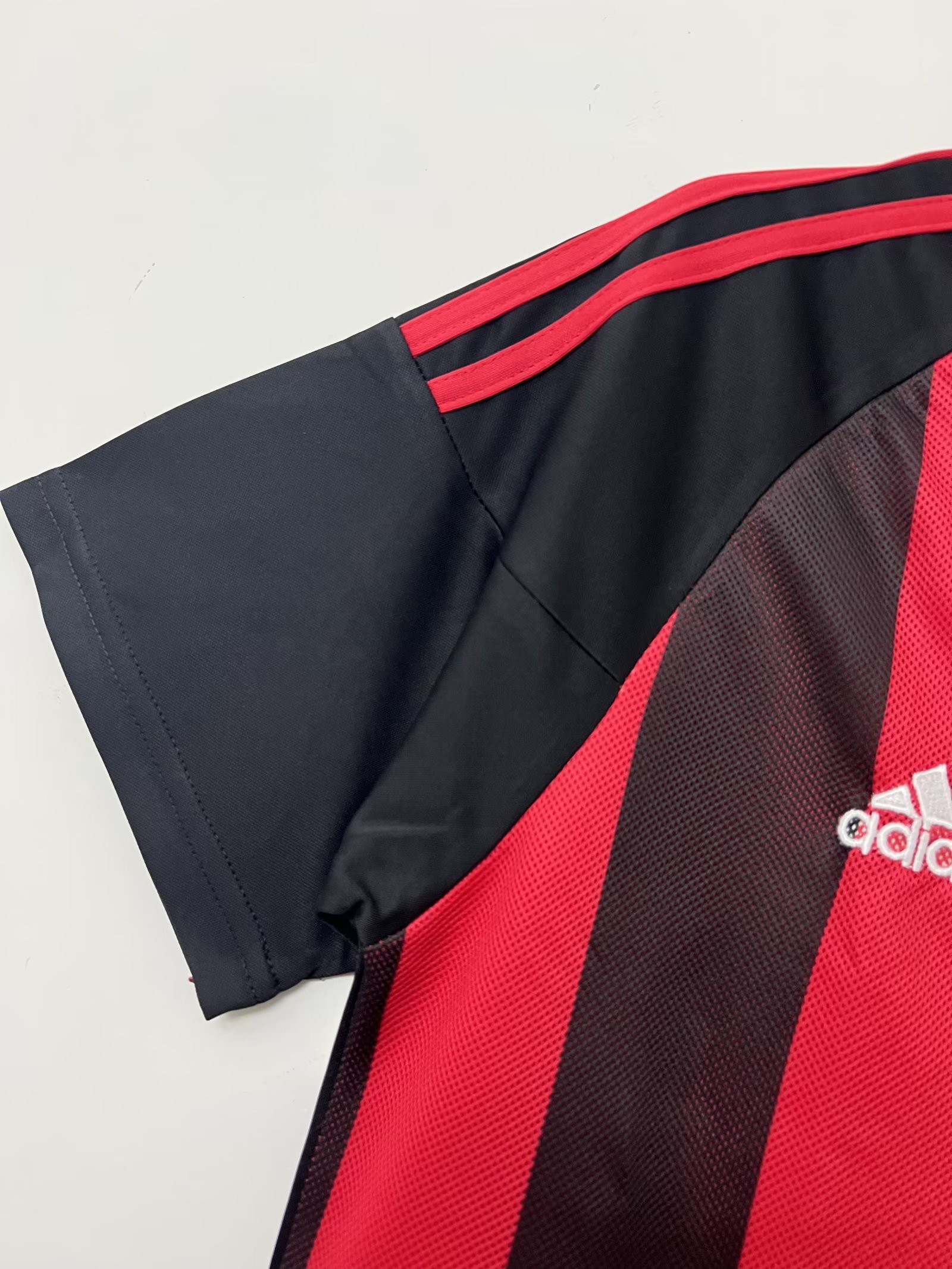 AlphaJersey-Retro AC Milan 02-03 Home Stadium Jersey