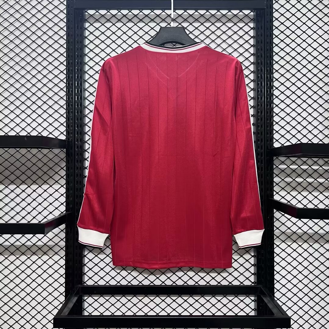 AlphaJersey-Retro Manchester United 82-83 Home Long Sleeve Jersey