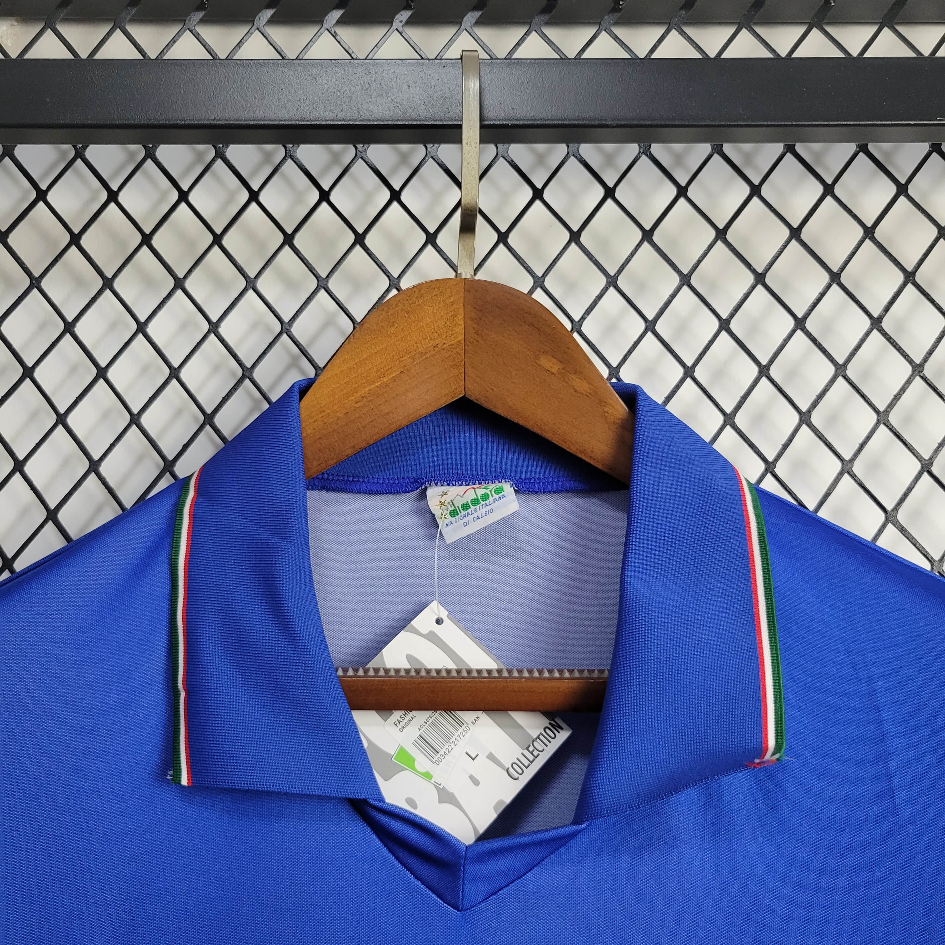 AlphaJersey-Retro Italy 1990 Home Stadium Jersey
