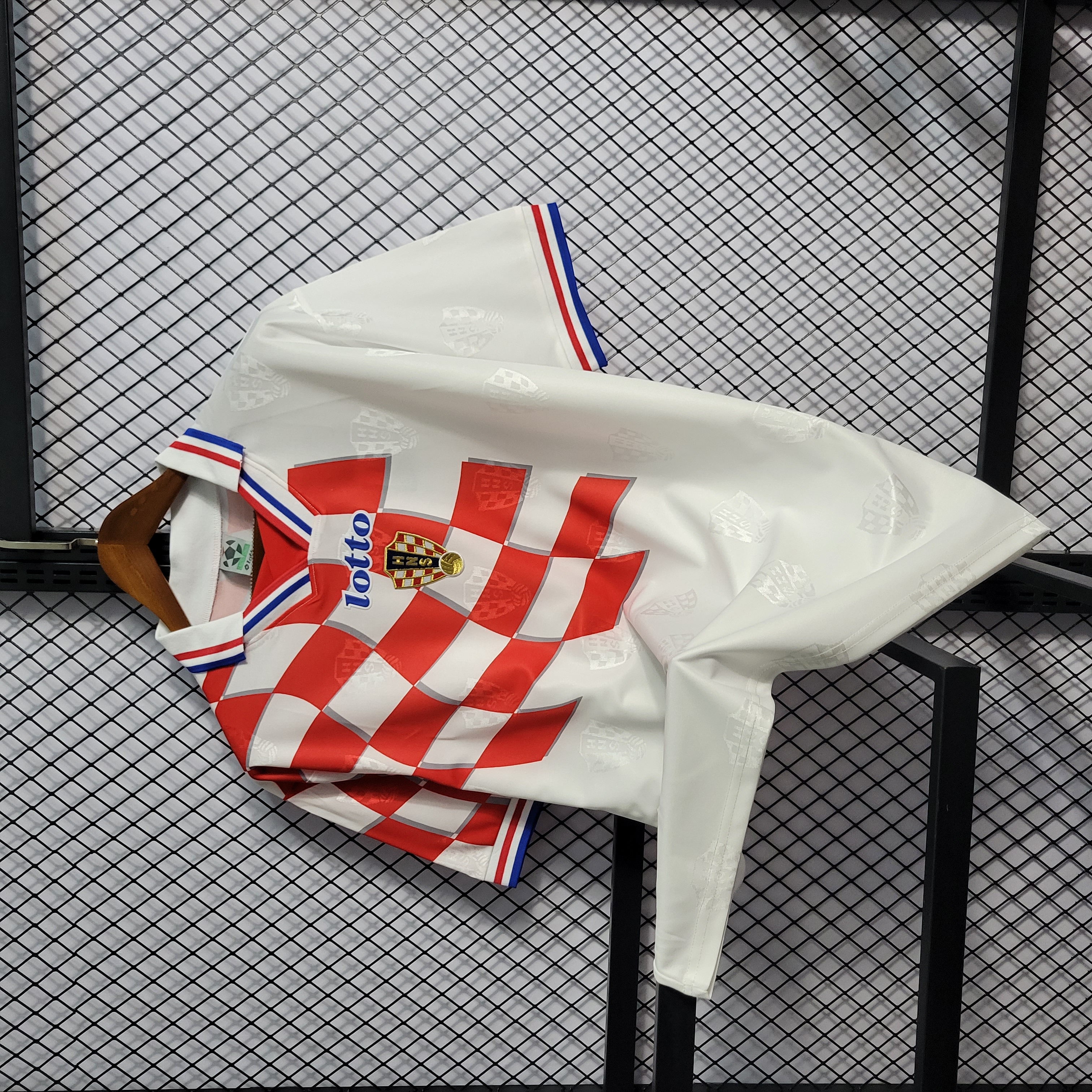 AlphaJersey-Retro Croatia 1998 Home Stadium Jersey