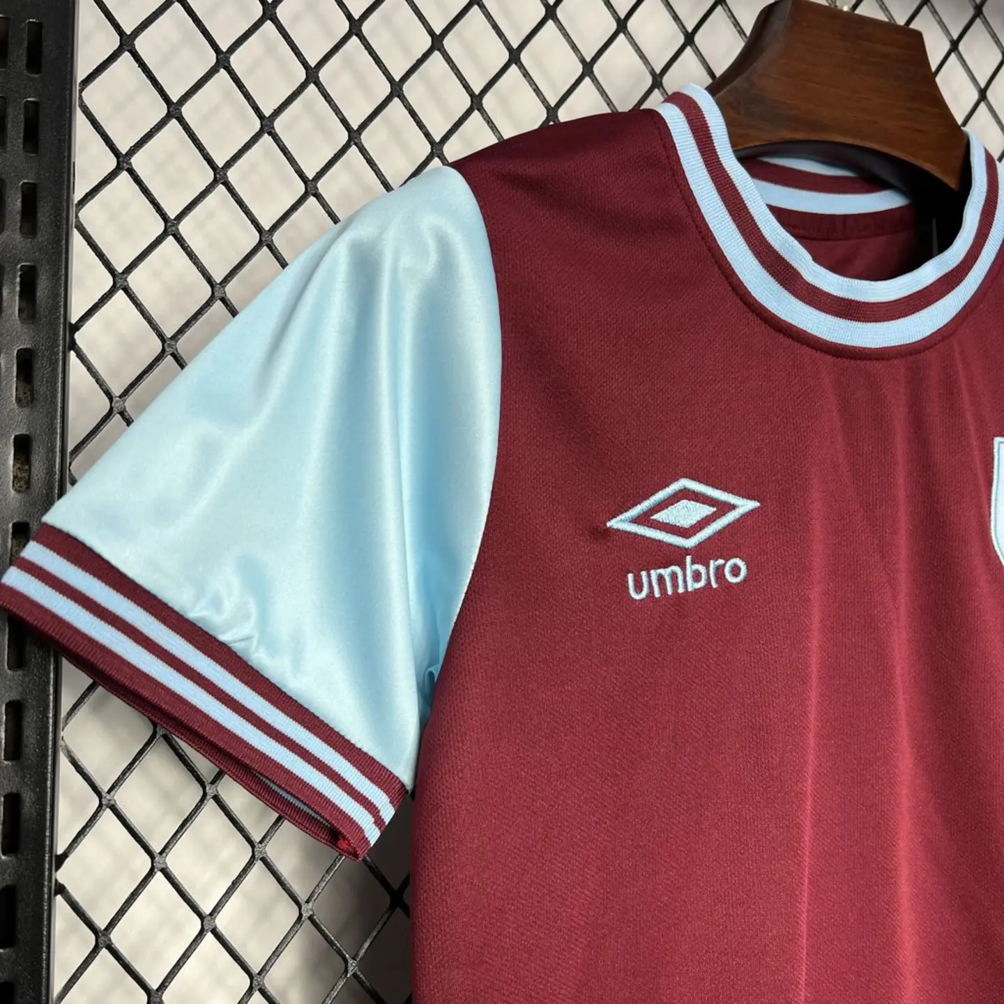 Socce Jerseys-topleaguejerseys.com