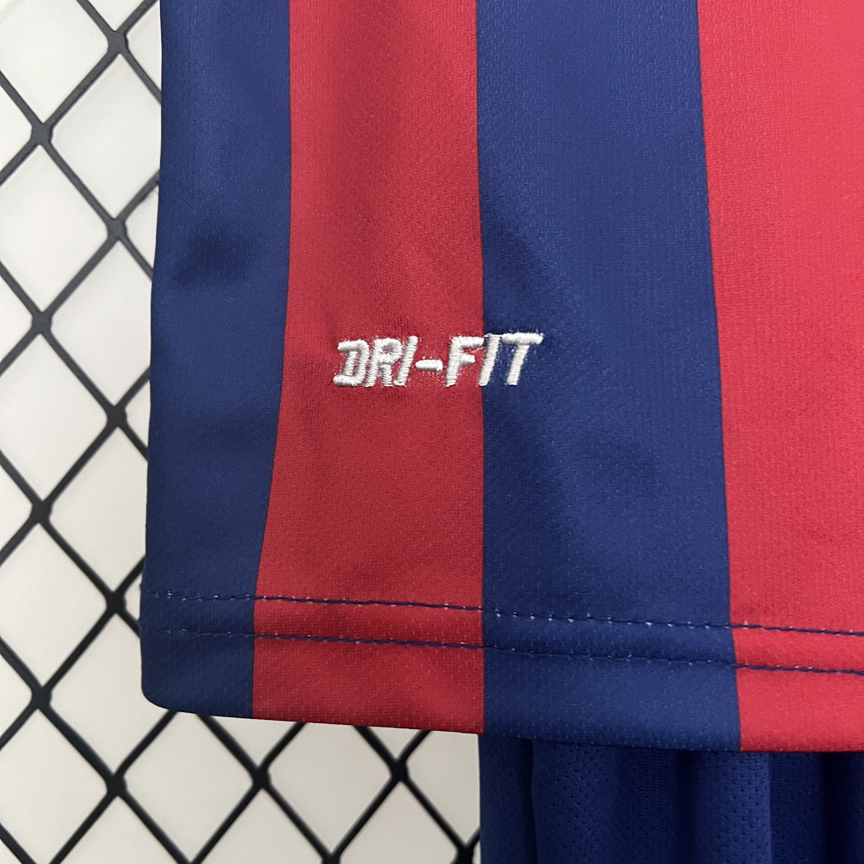 AlphaJersey-Retro Barcelona 2013-14 Home Stadium Kids Kit