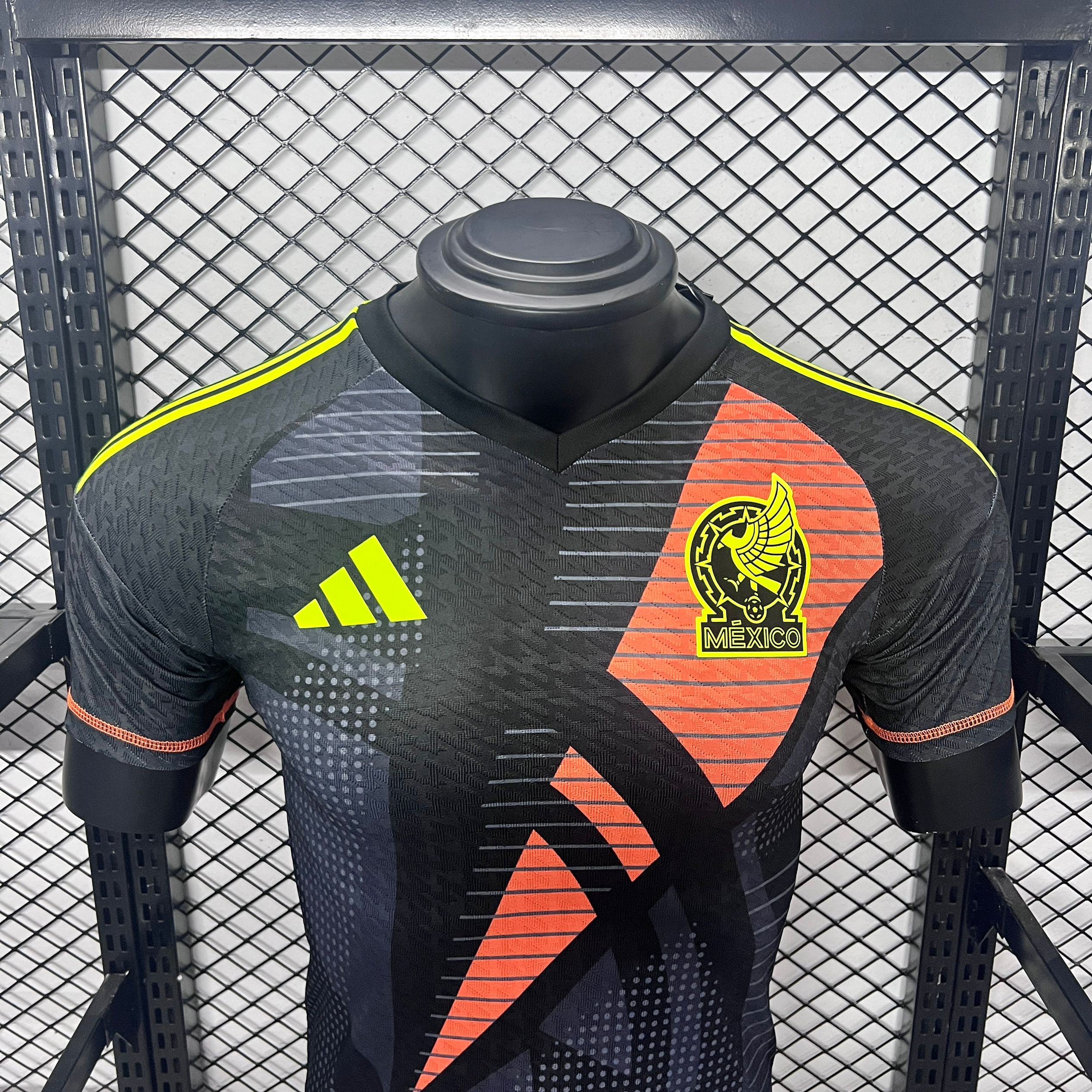 AlphaJersey-Mexico 2024 Black Goalkeeper Jersey - Player Version