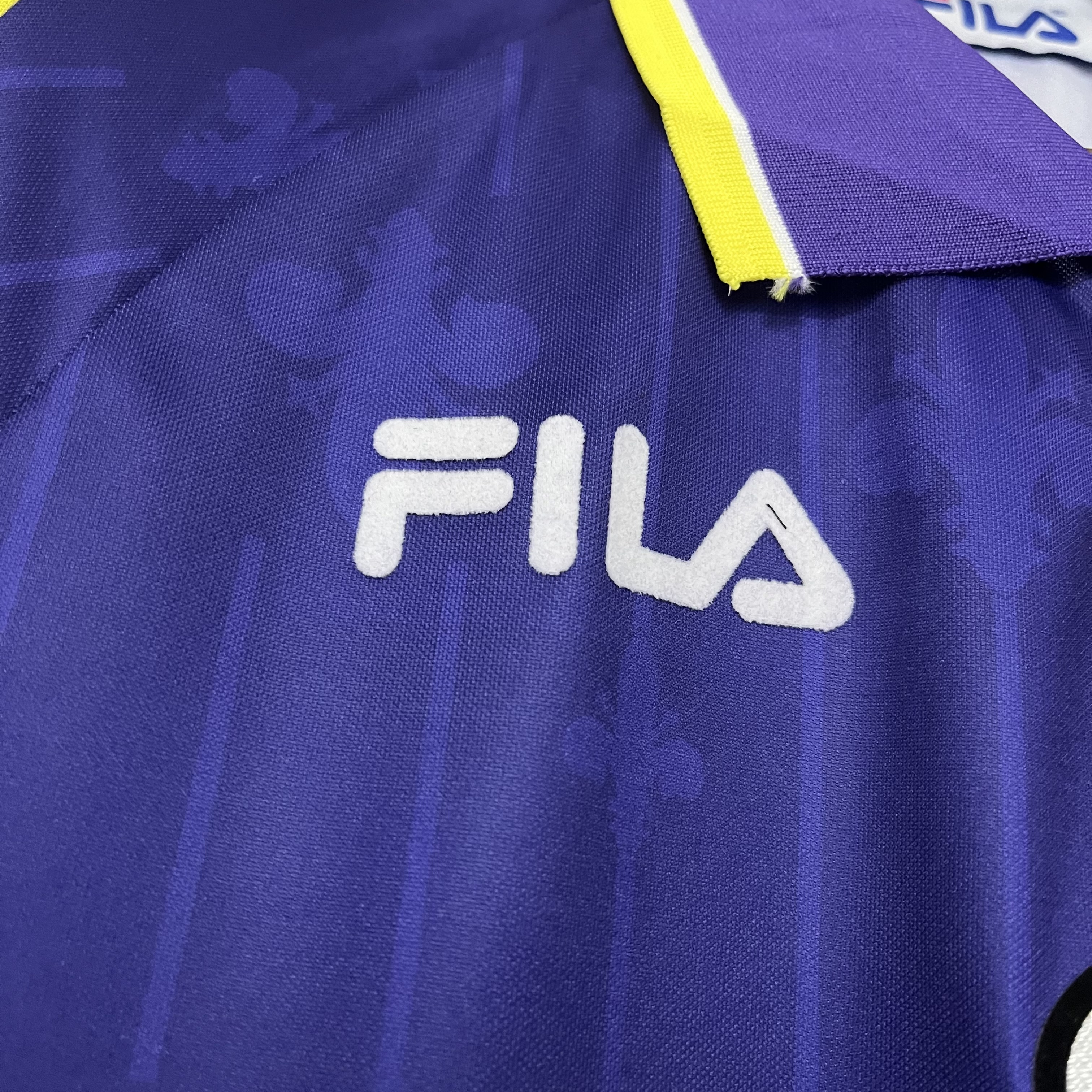 AlphaJersey-Retro Fiorentina 1997-98 Home Stadium Jersey