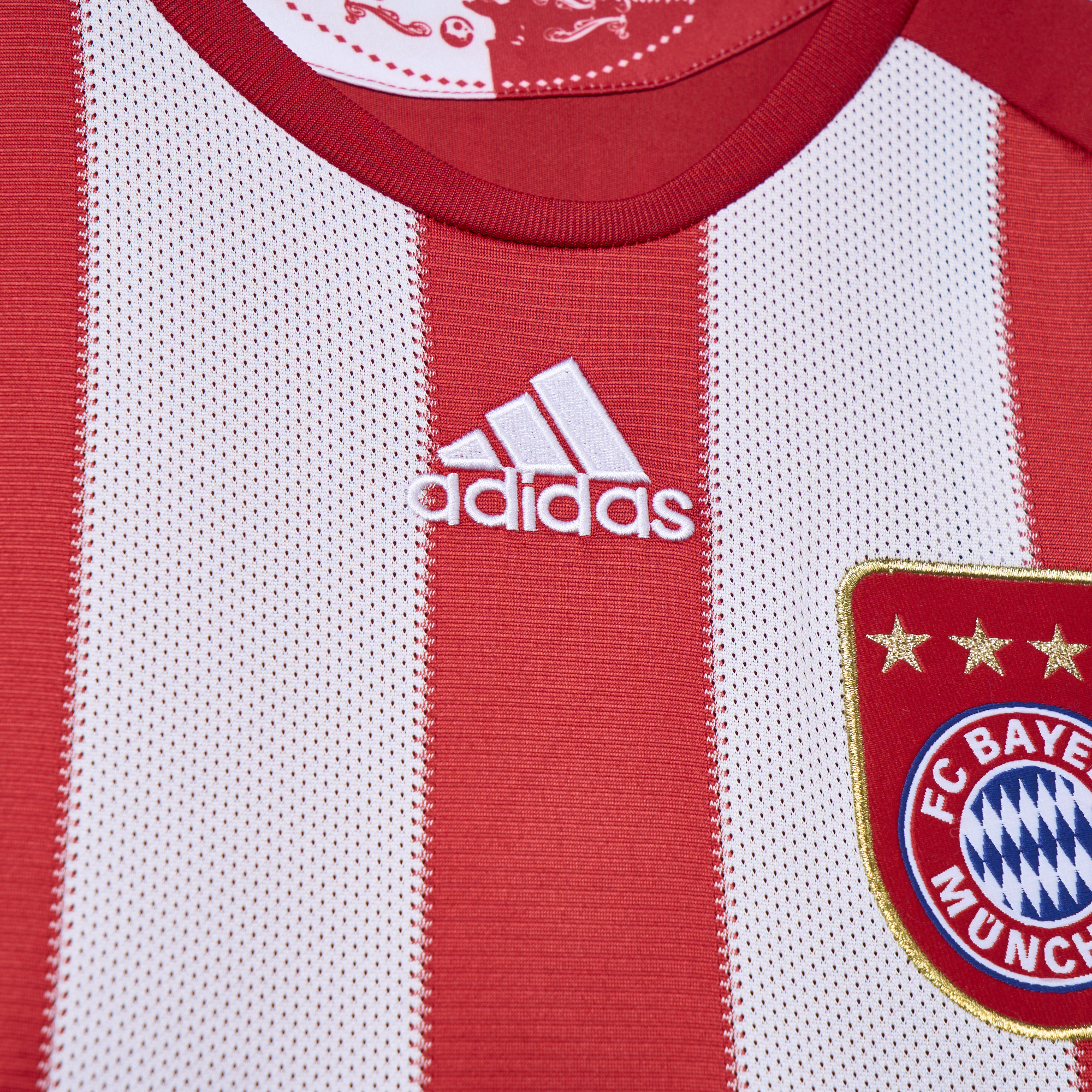 AlphaJersey-Retro Bayern Munich 10-11 Home Stadium Jersey