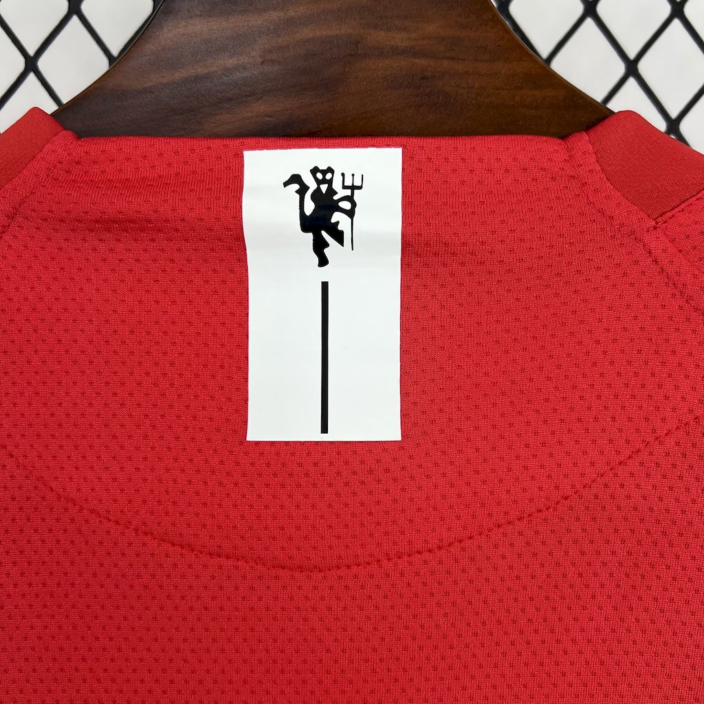 AlphaJersey-Retro Manchester United 07-08 Champions League Final Home Long Sleeve Jersey