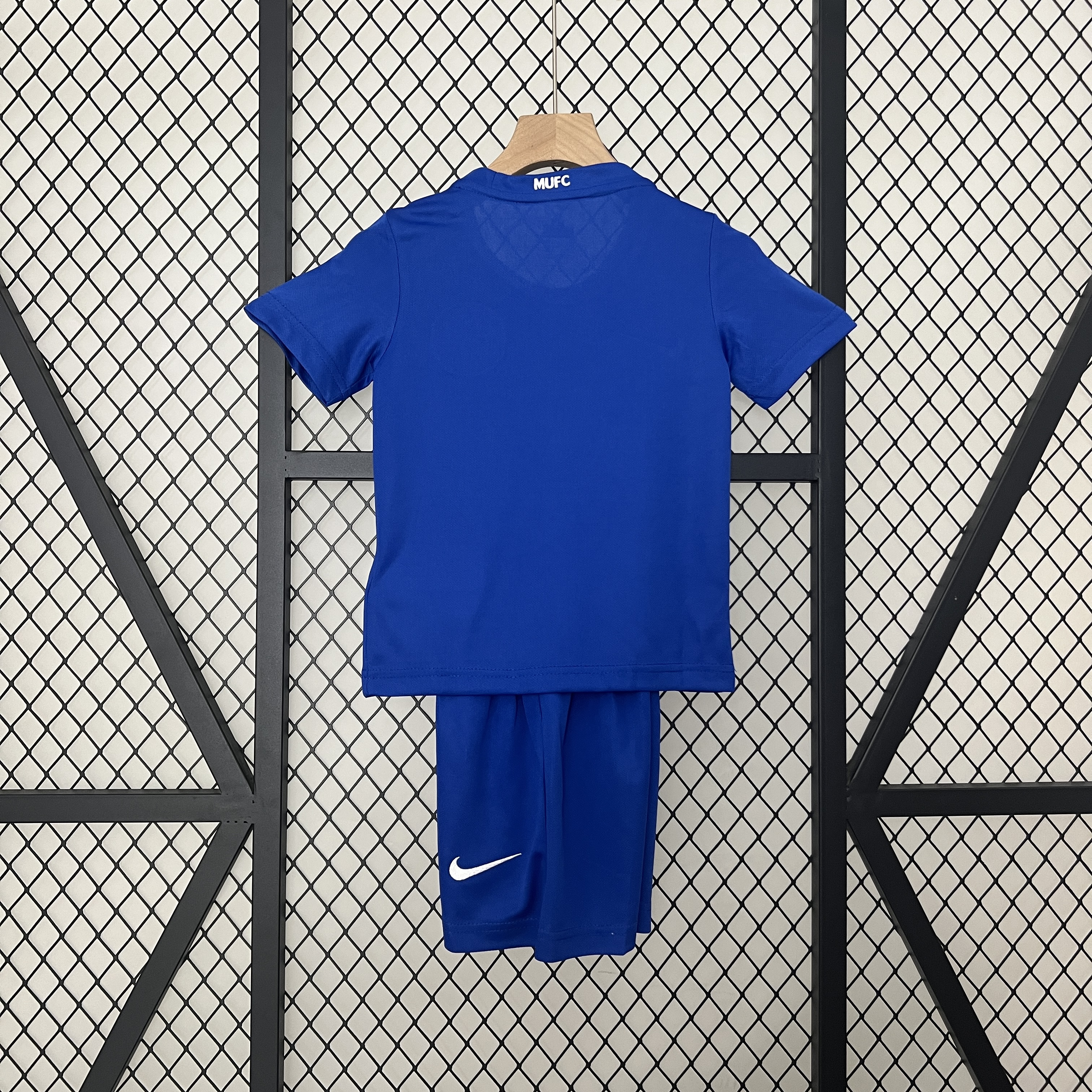 AlphaJersey-Retro Manchester United 2008-09 Third Kids Kit