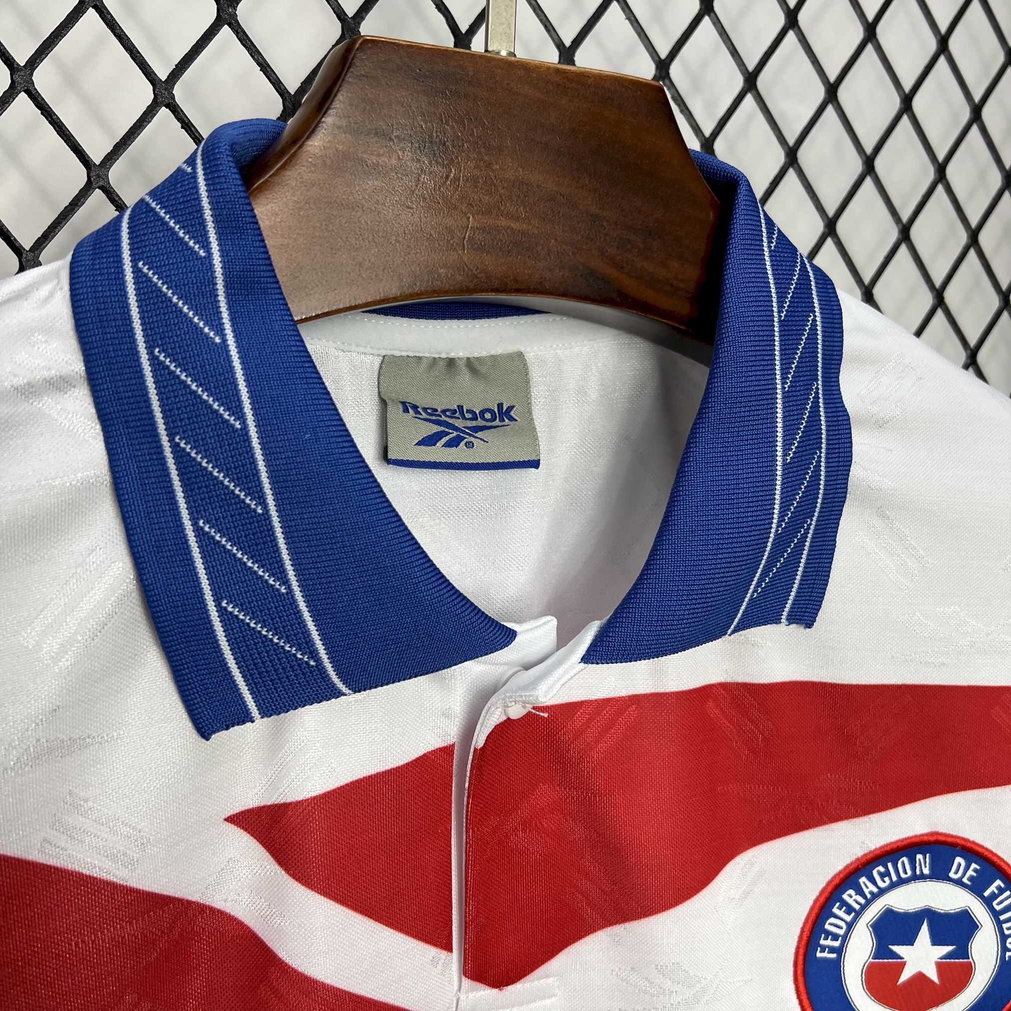 AlphaJersey-Retro Chile 1998 Away Jersey