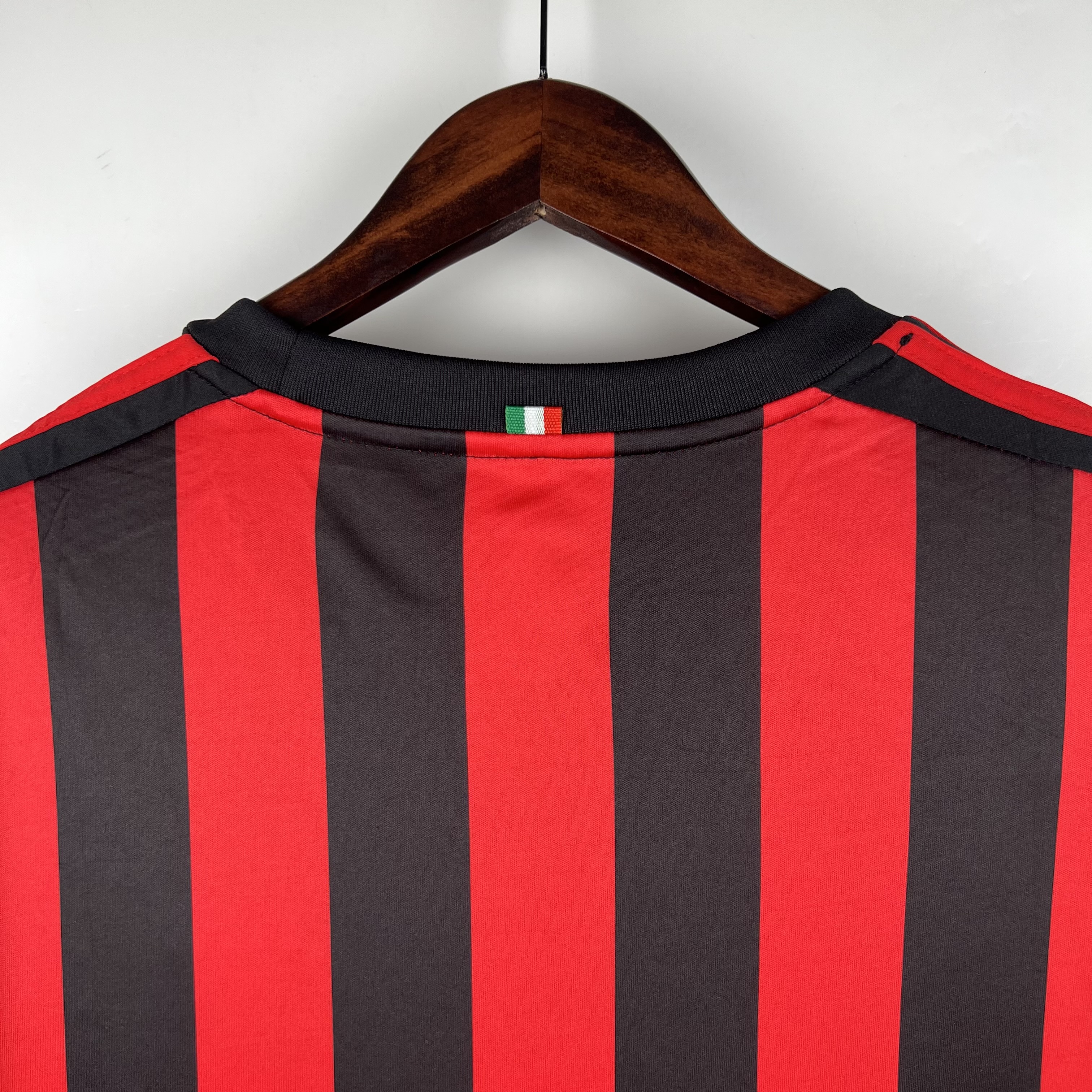 AlphaJersey-Retro AC Milan 2017-18 Home Stadium Jersey