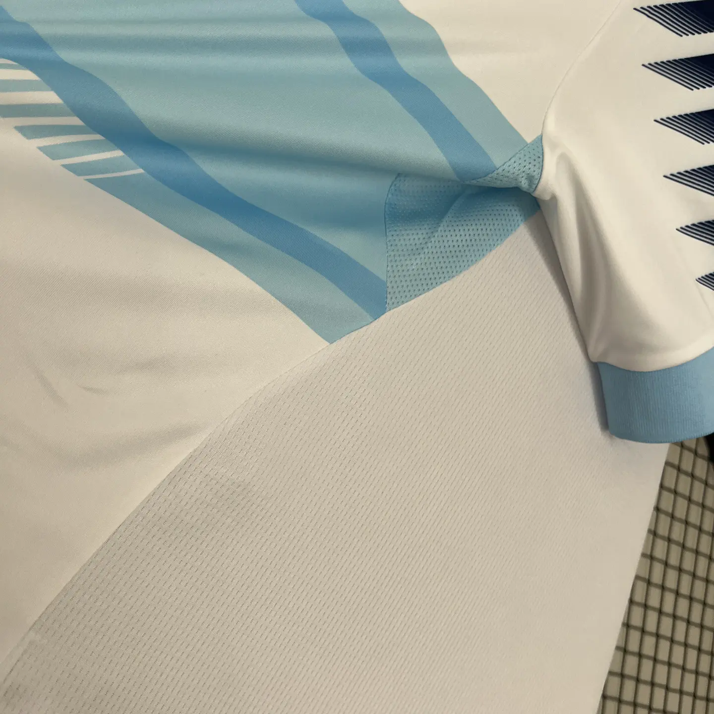Socce Jerseys-topleaguejerseys.com