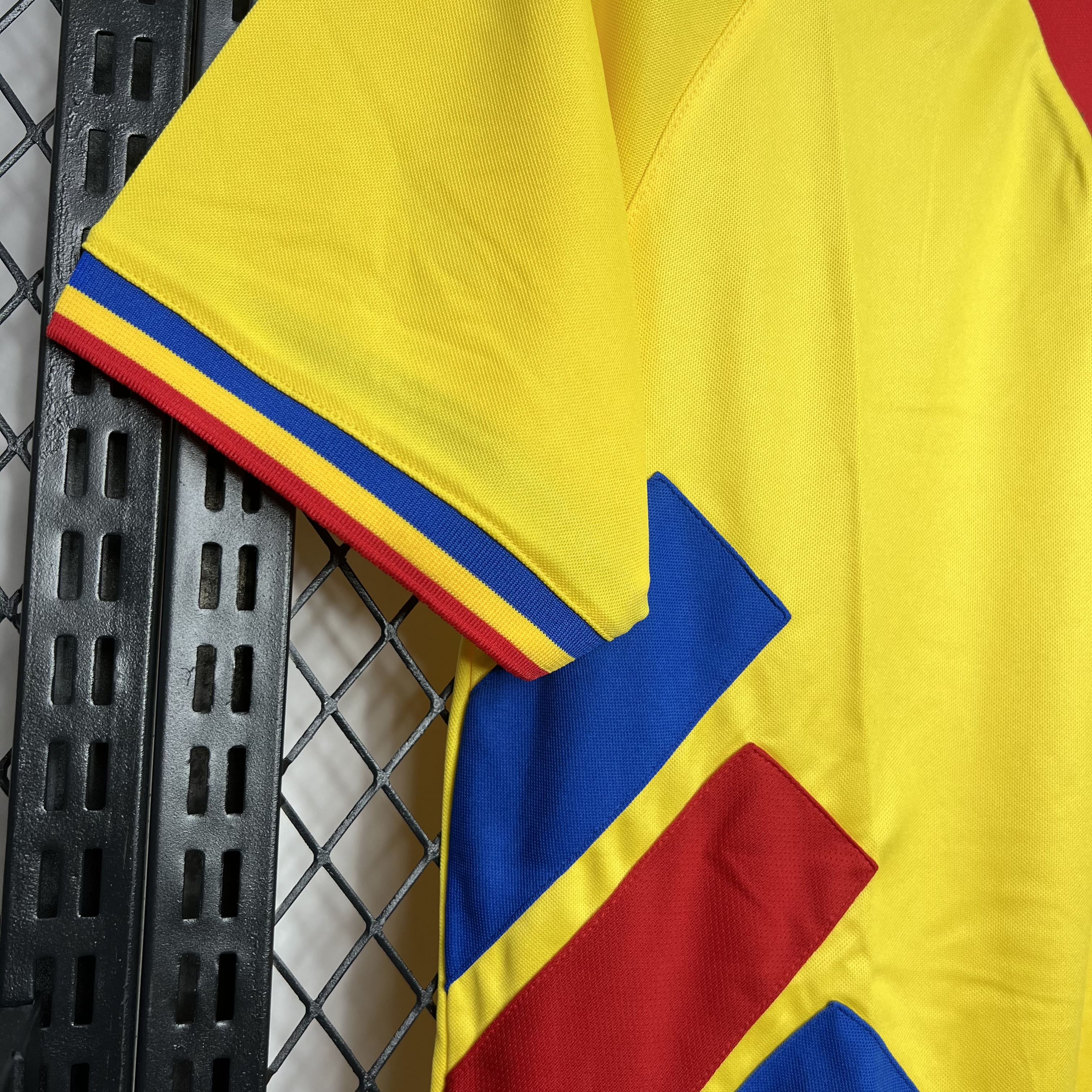 AlphaJersey-Retro Romania 1994 Home Stadium Jersey