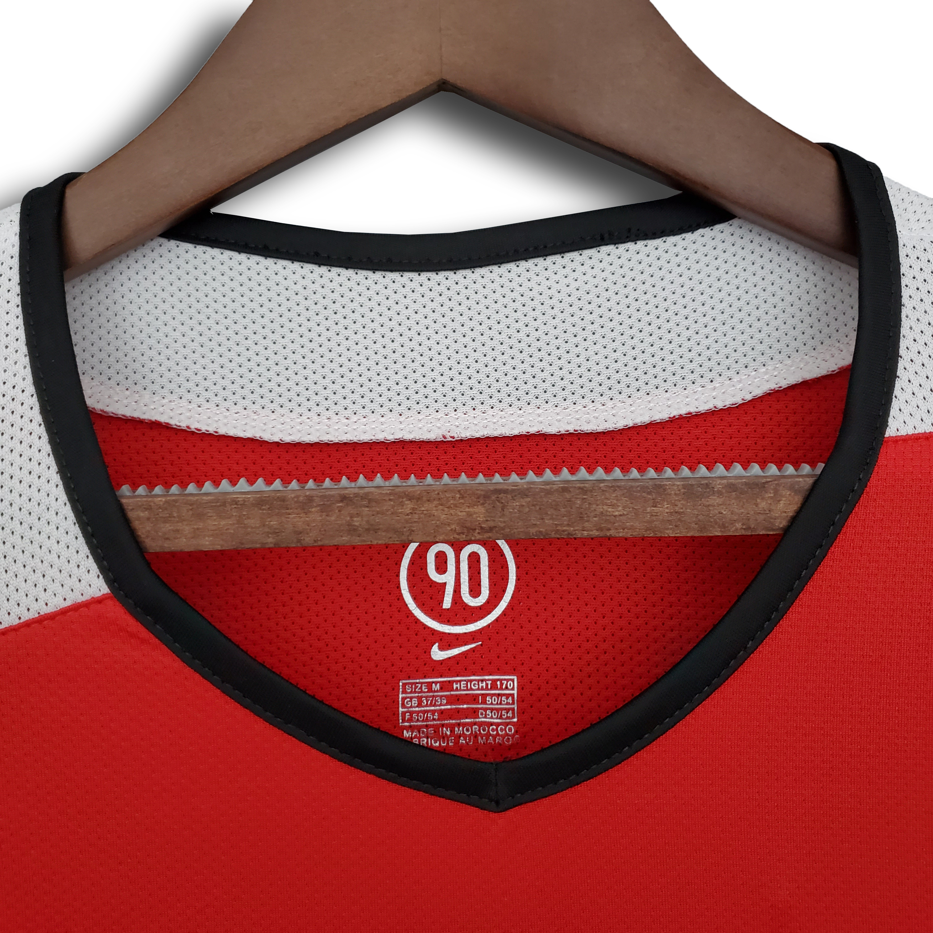 AlphaJersey-Retro Manchester United 04-06 Home Jersey