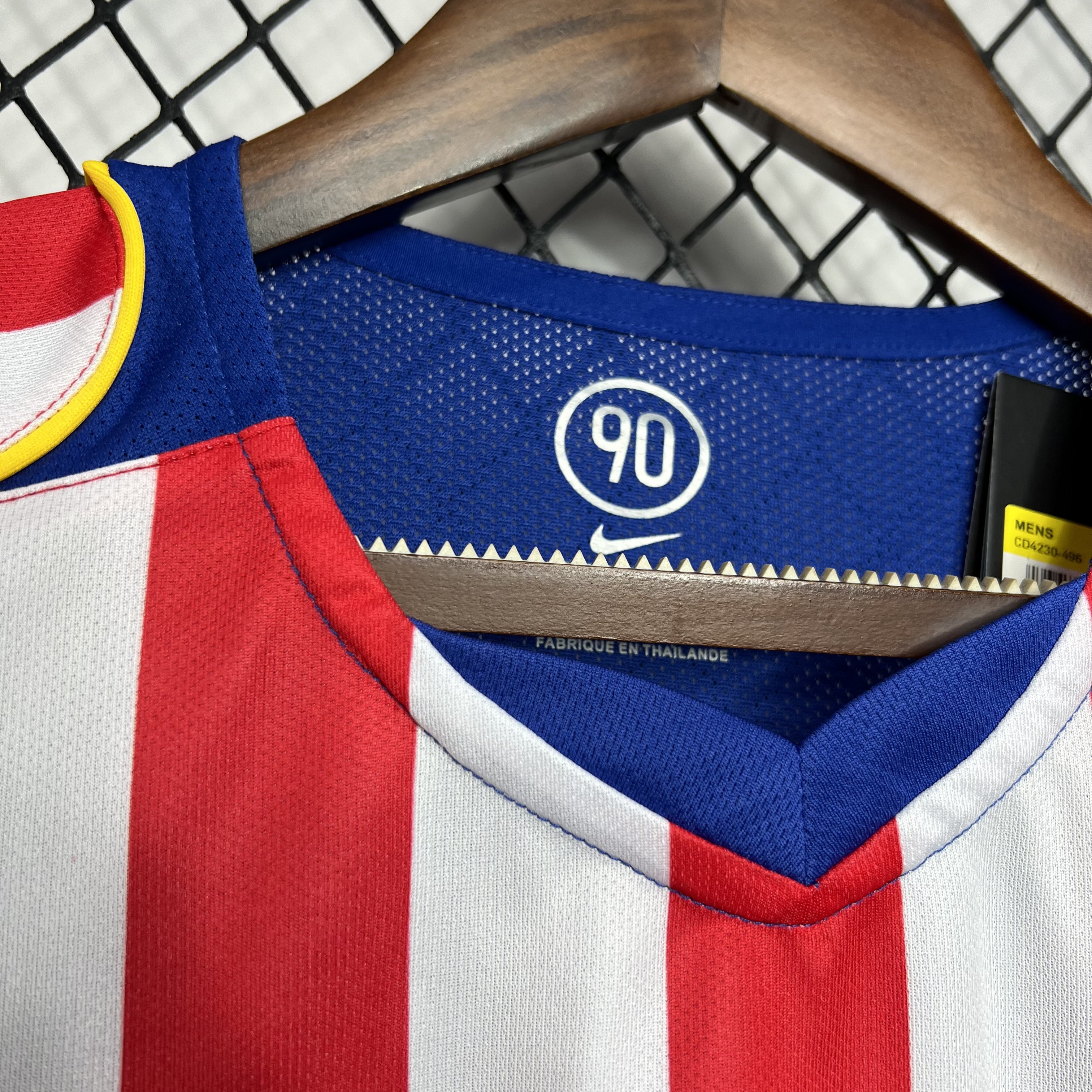 AlphaJersey-Retro Atletico Madrid 2004-05 Home Stadium Jersey - S.p.i.d.e.r M.a.n