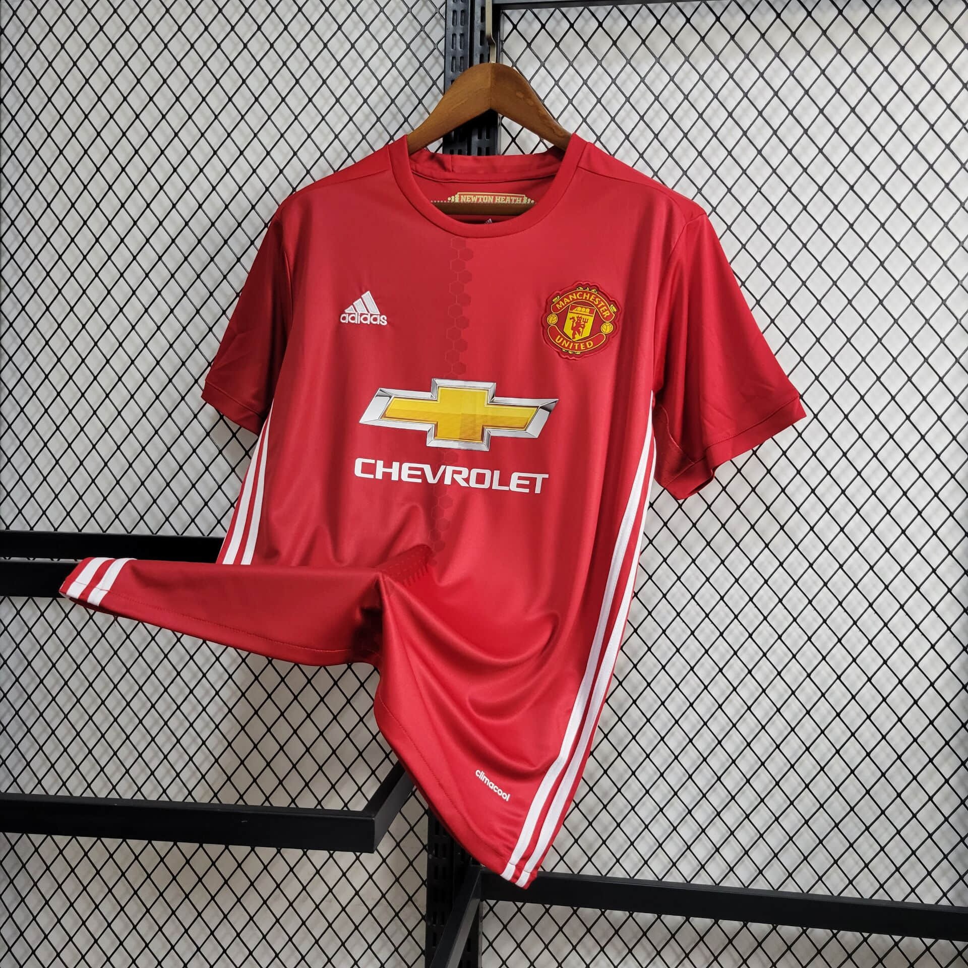 AlphaJersey-Retro Manchester United 2017-18 Home Jersey