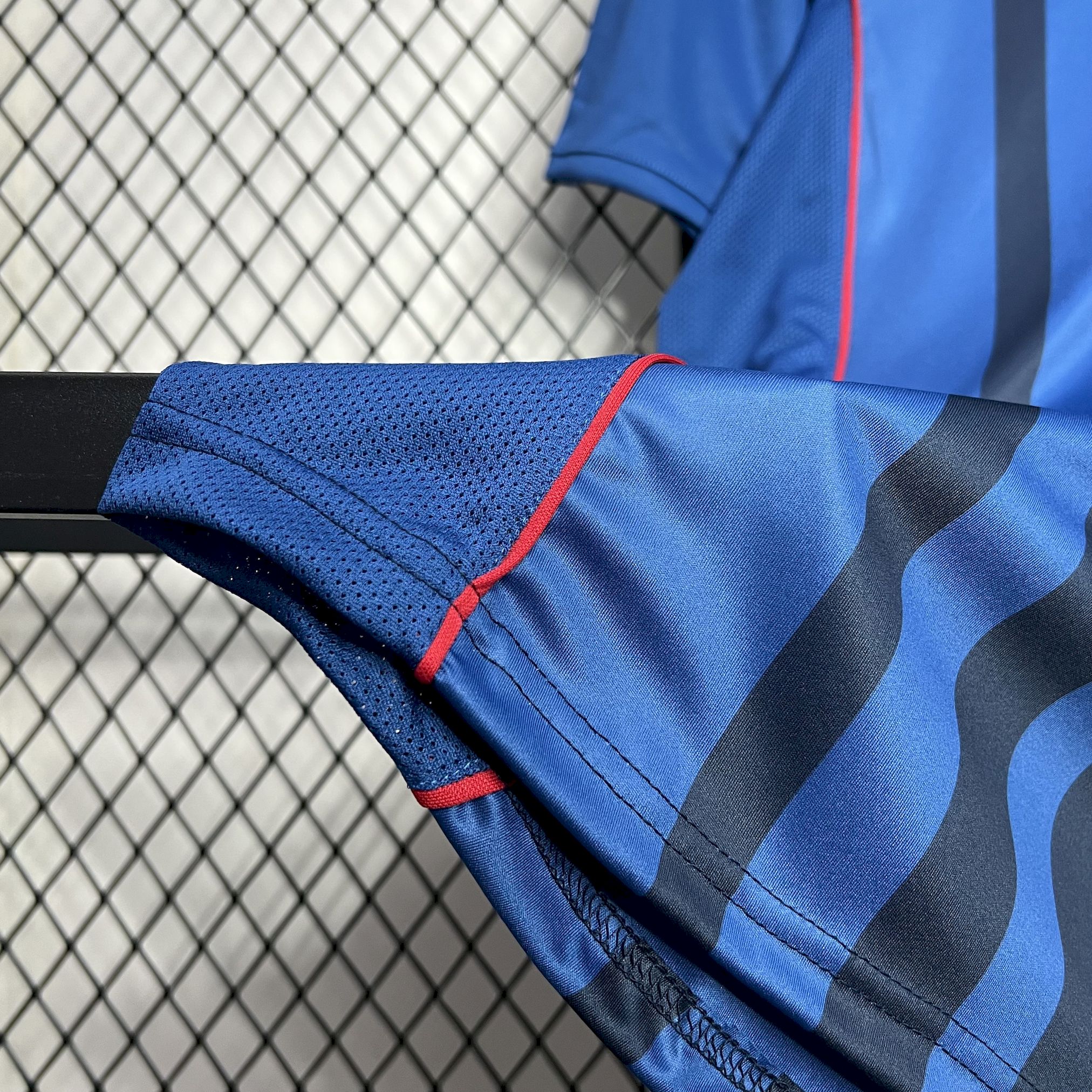 AlphaJersey-Retro Barcelona 04-05 Away Jersey