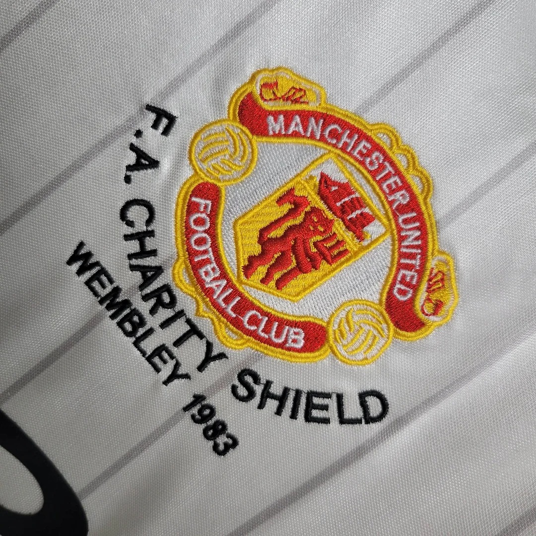 AlphaJersey-Retro Manchester United 82-83 Away Jersey