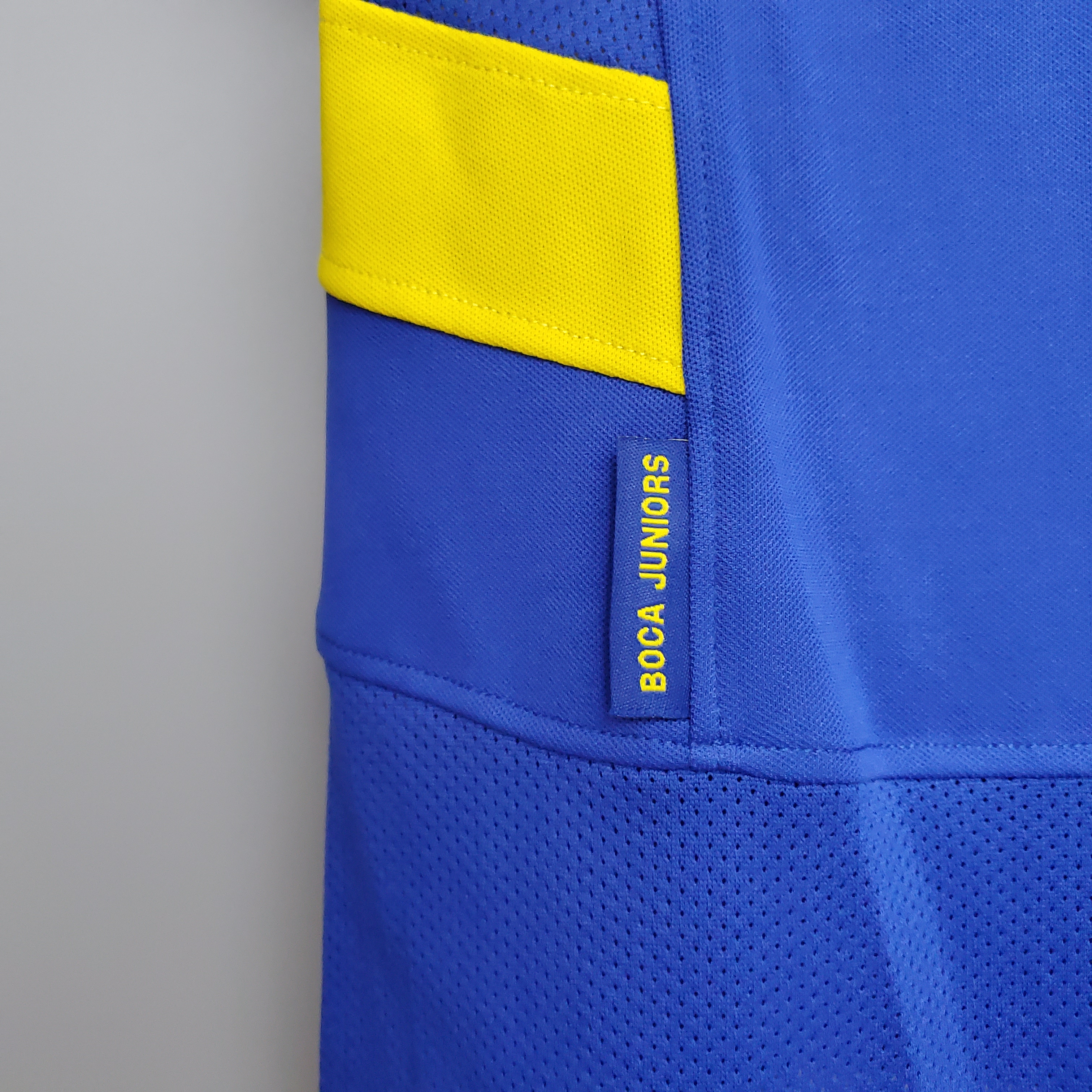 AlphaJersey-Retro Boca Juniors 2003-04 Home Stadium Jersey
