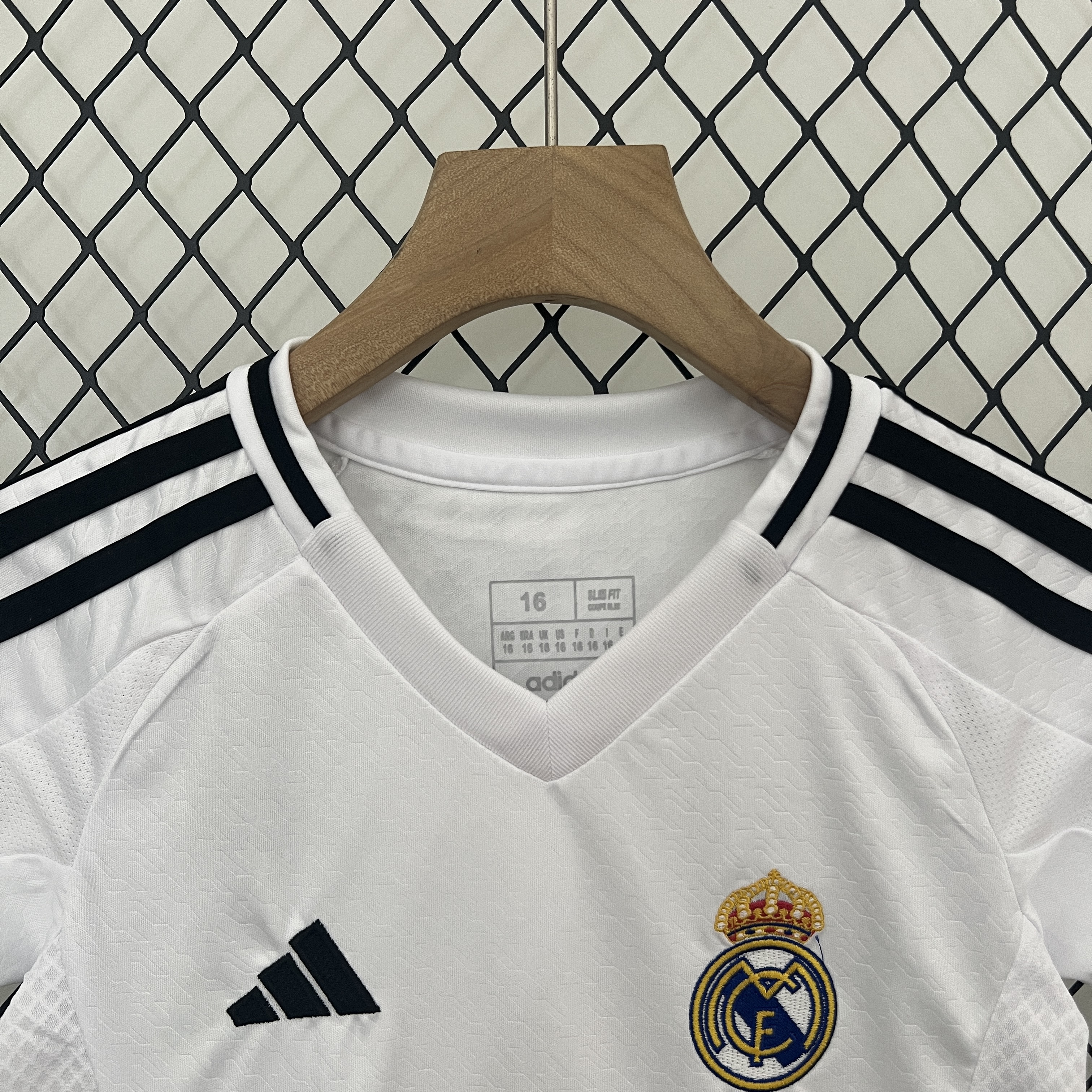 Socce Jerseys-topleaguejerseys.com