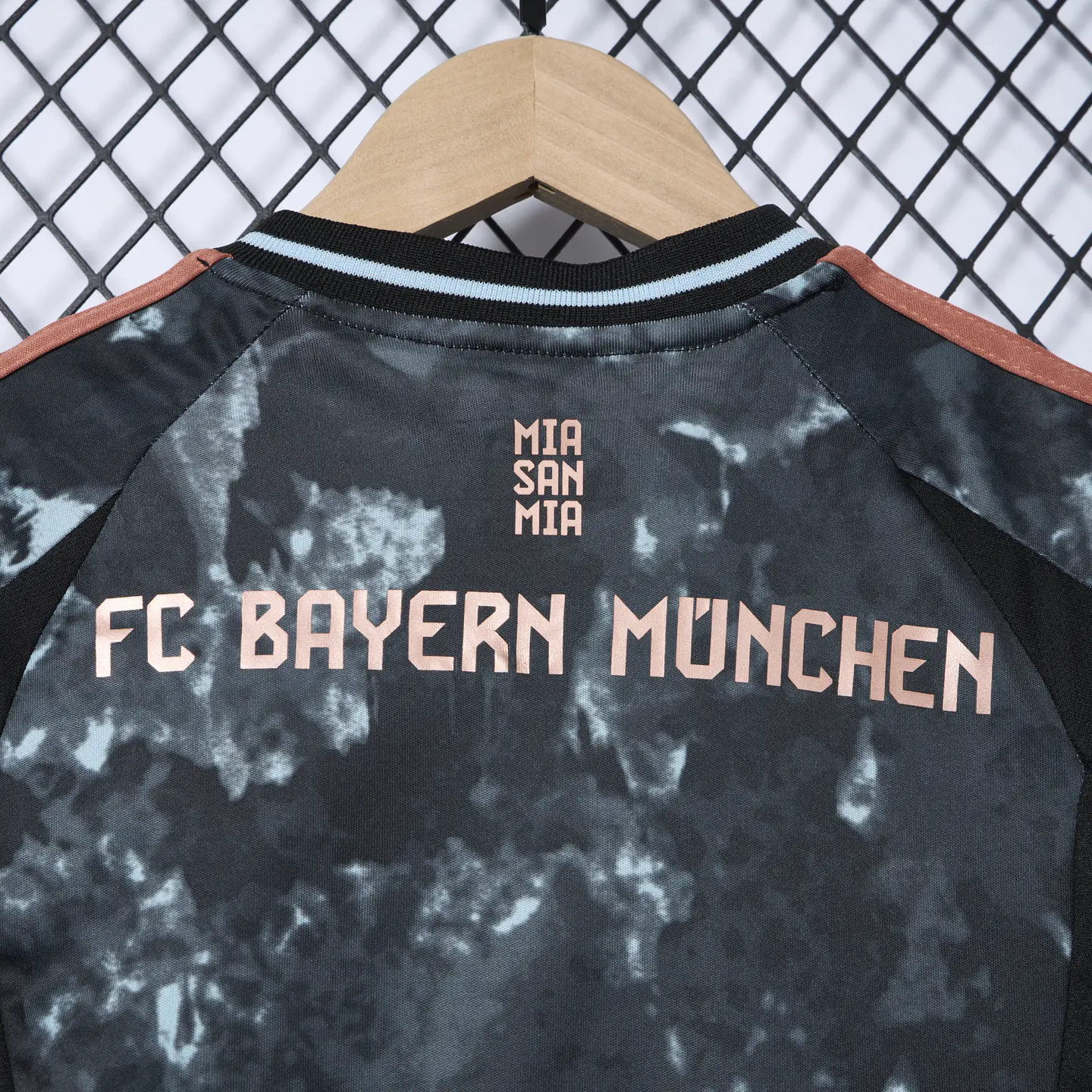 Socce Jerseys-topleaguejerseys.com