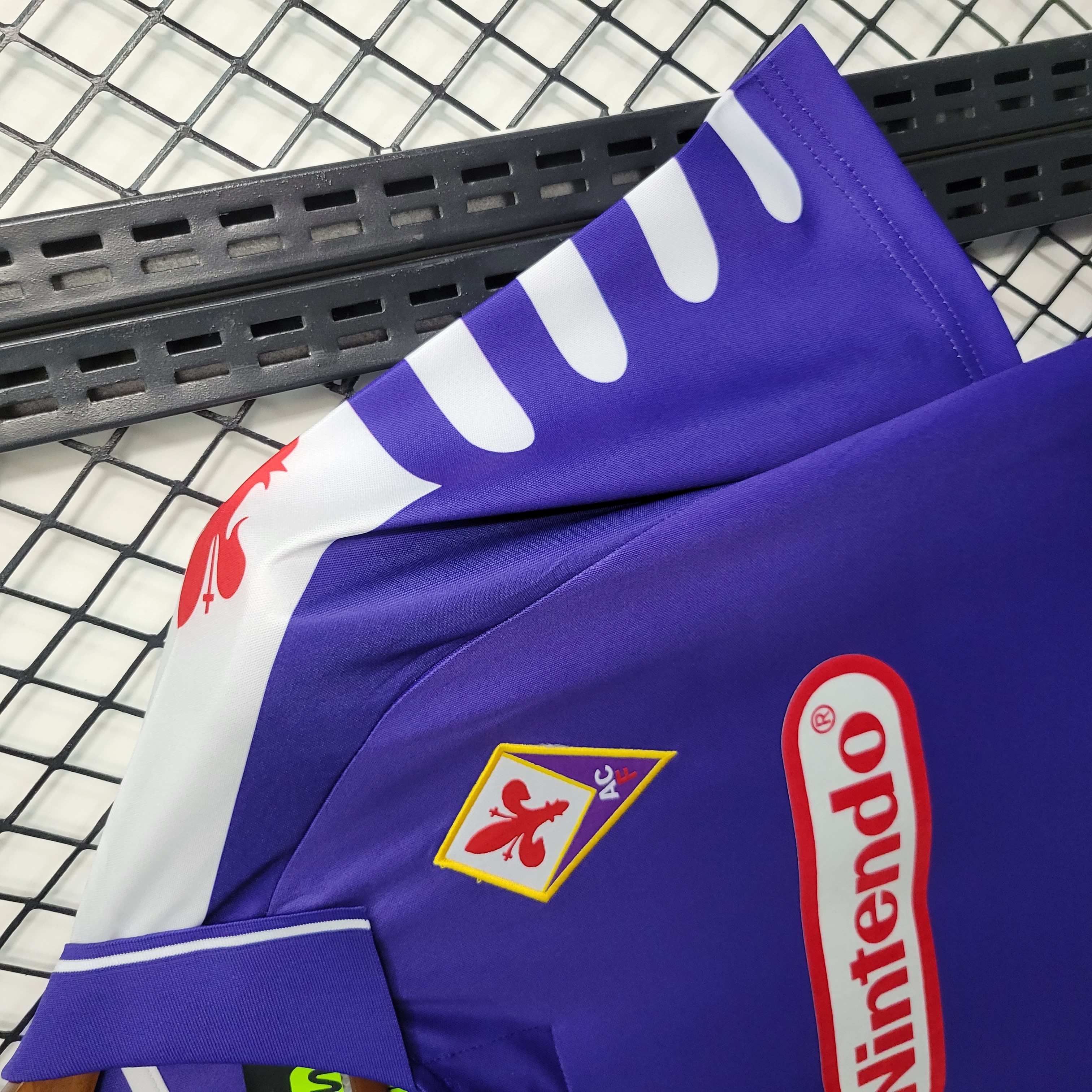 AlphaJersey-Retro Fiorentina 1998-99 Home Stadium Jersey
