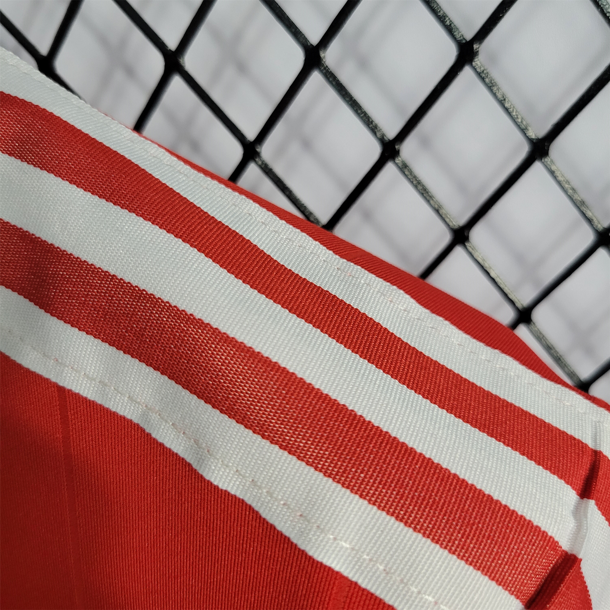 AlphaJersey-Retro Manchester United 83-84 Home Stadium Jersey