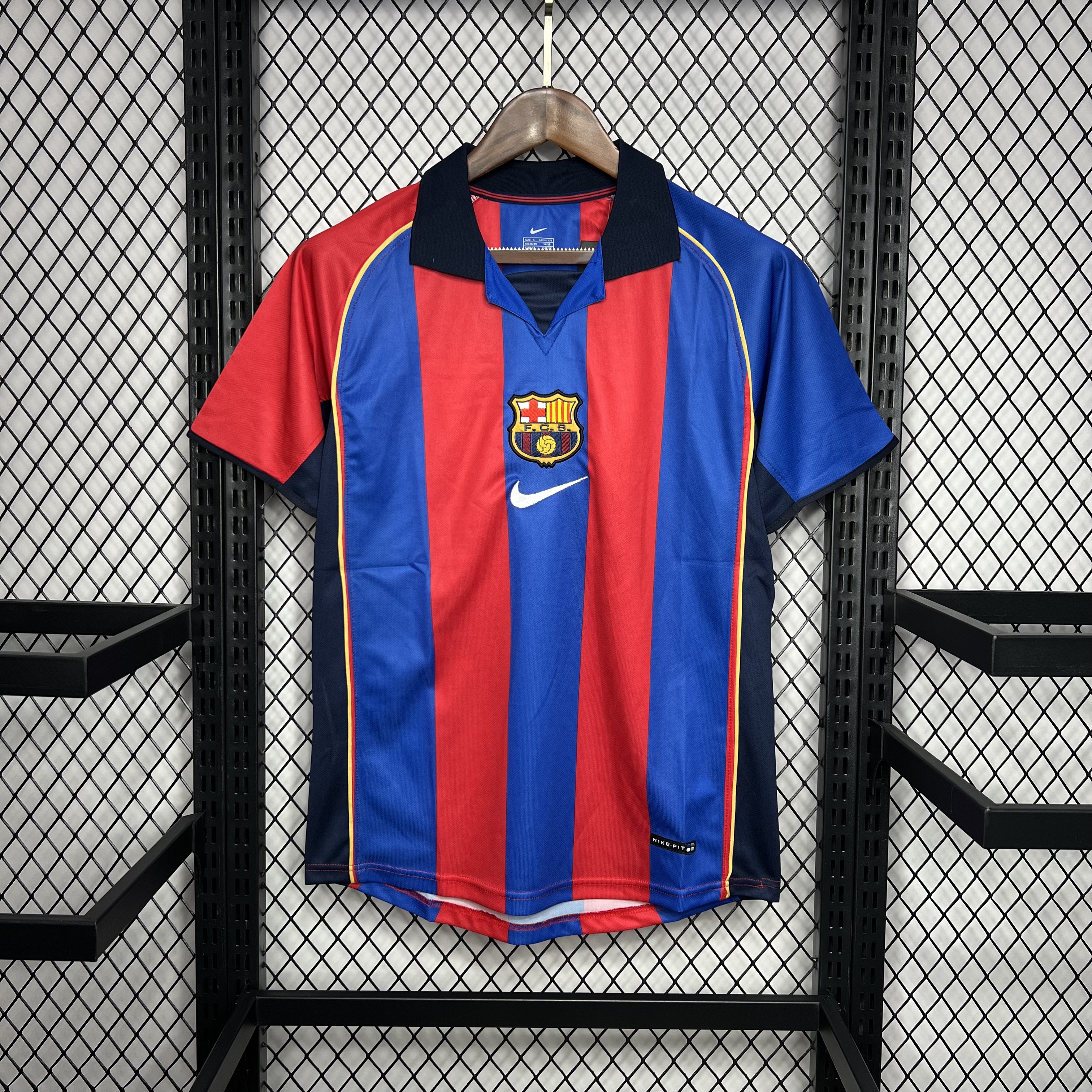 AlphaJersey-Retro Barcelona 01-02 Home Stadium Jersey