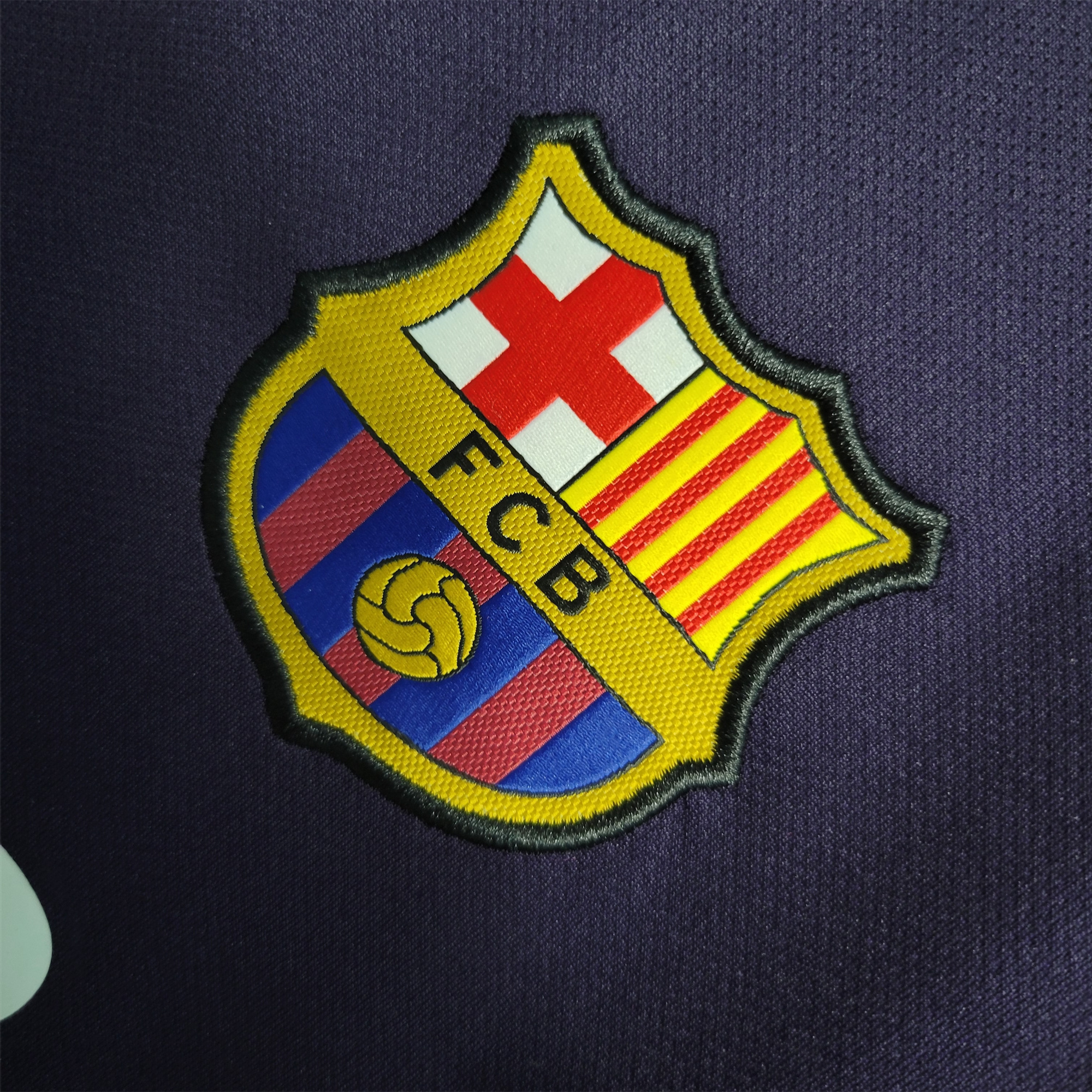 AlphaJersey-Retro Barcelona 16-17 Away Stadium Jersey