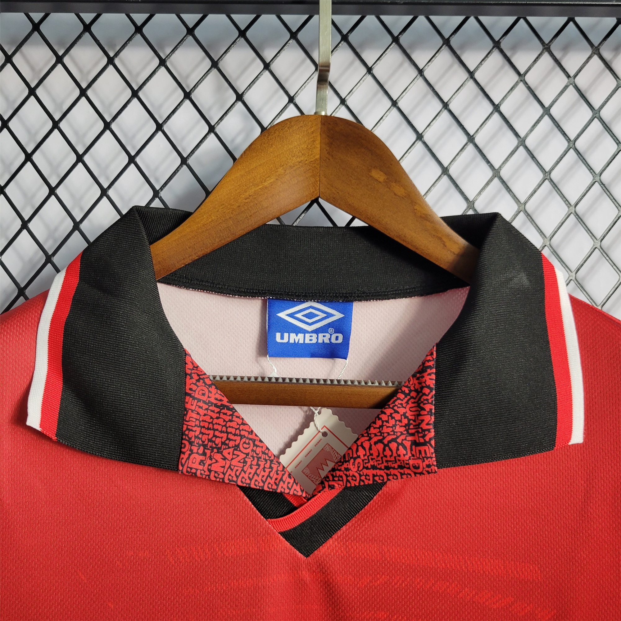 AlphaJersey-Retro Manchester United 94-96 Home Jersey