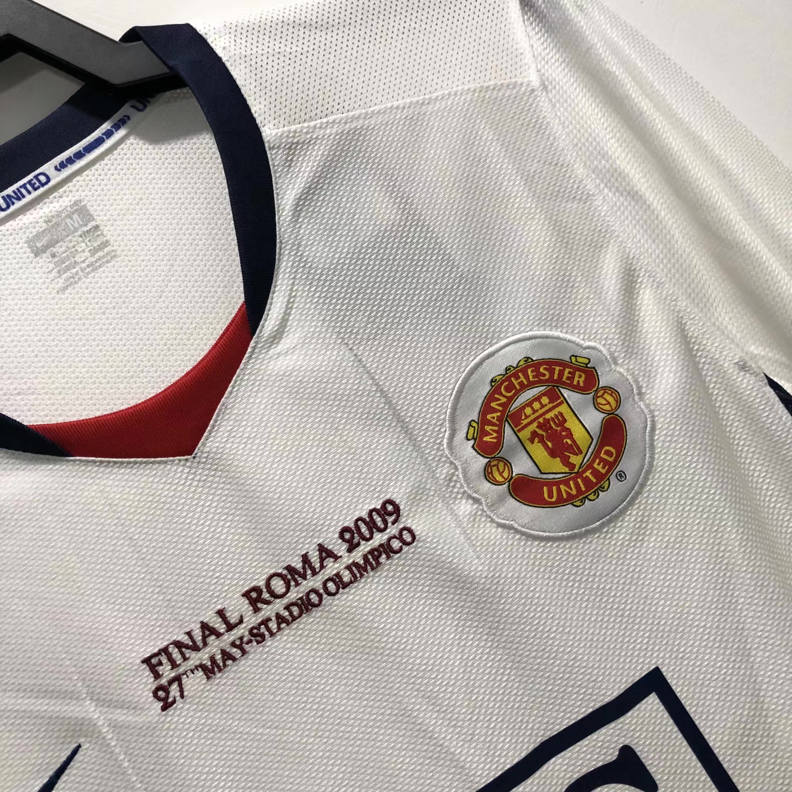 AlphaJersey-Retro Manchester United 08-09 Away Long Sleeve Jersey - Champions League Final Version
