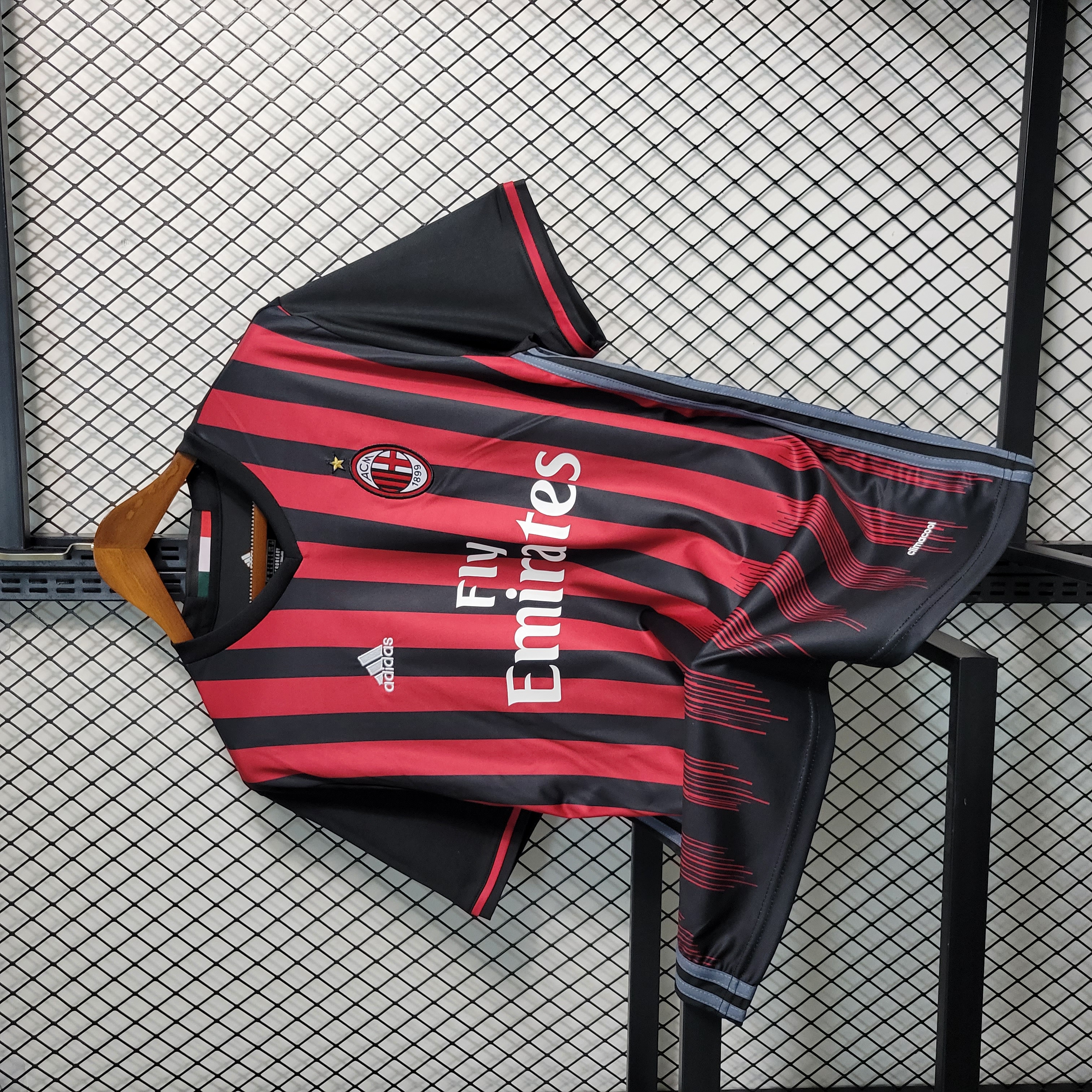 AlphaJersey-Retro AC Milan 2016-17 Home Stadium Jersey