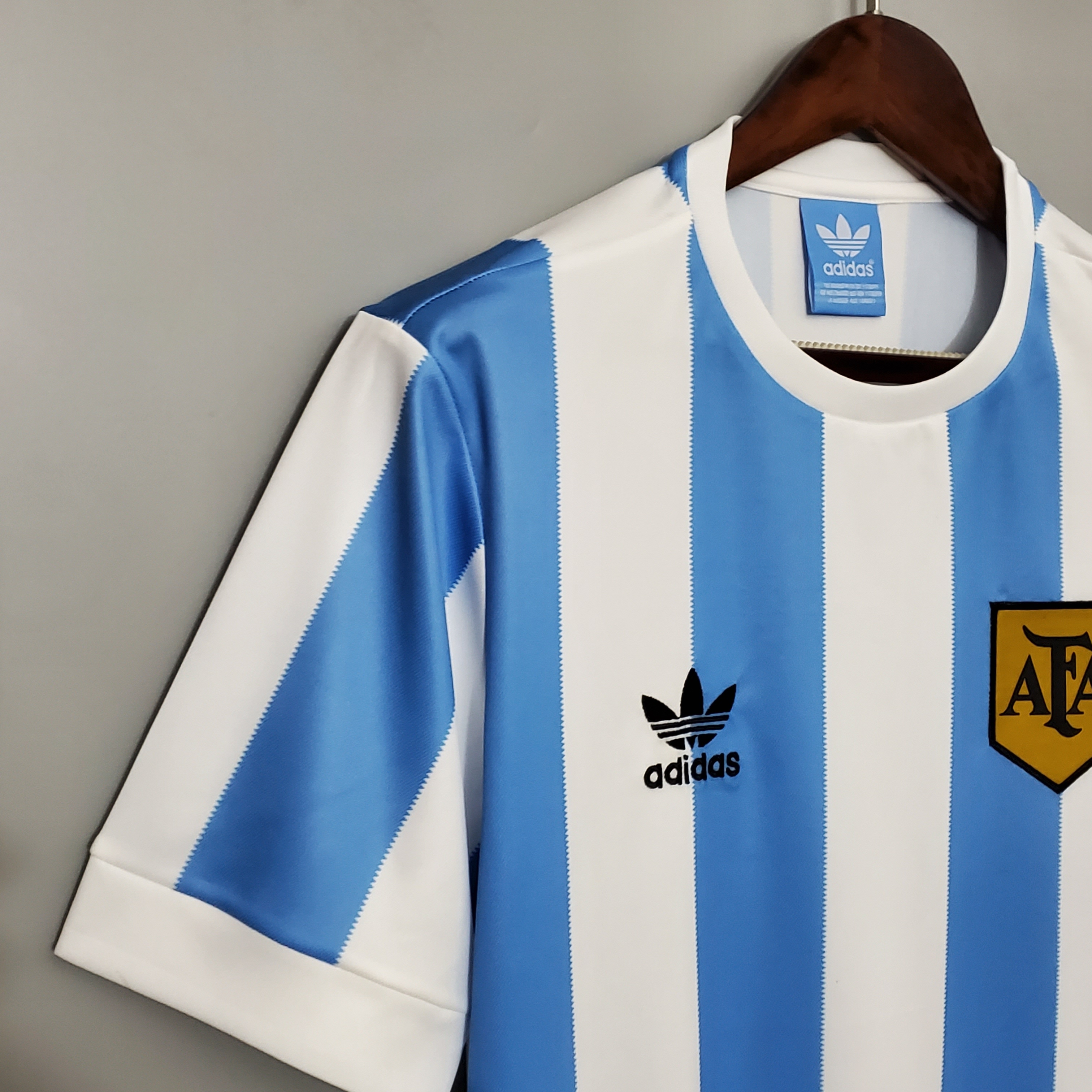AlphaJersey-Retro Argentina 1978 Home Stadium Jersey