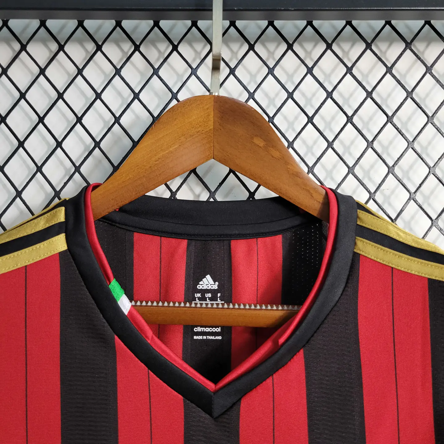 Socce Jerseys-topleaguejerseys.com