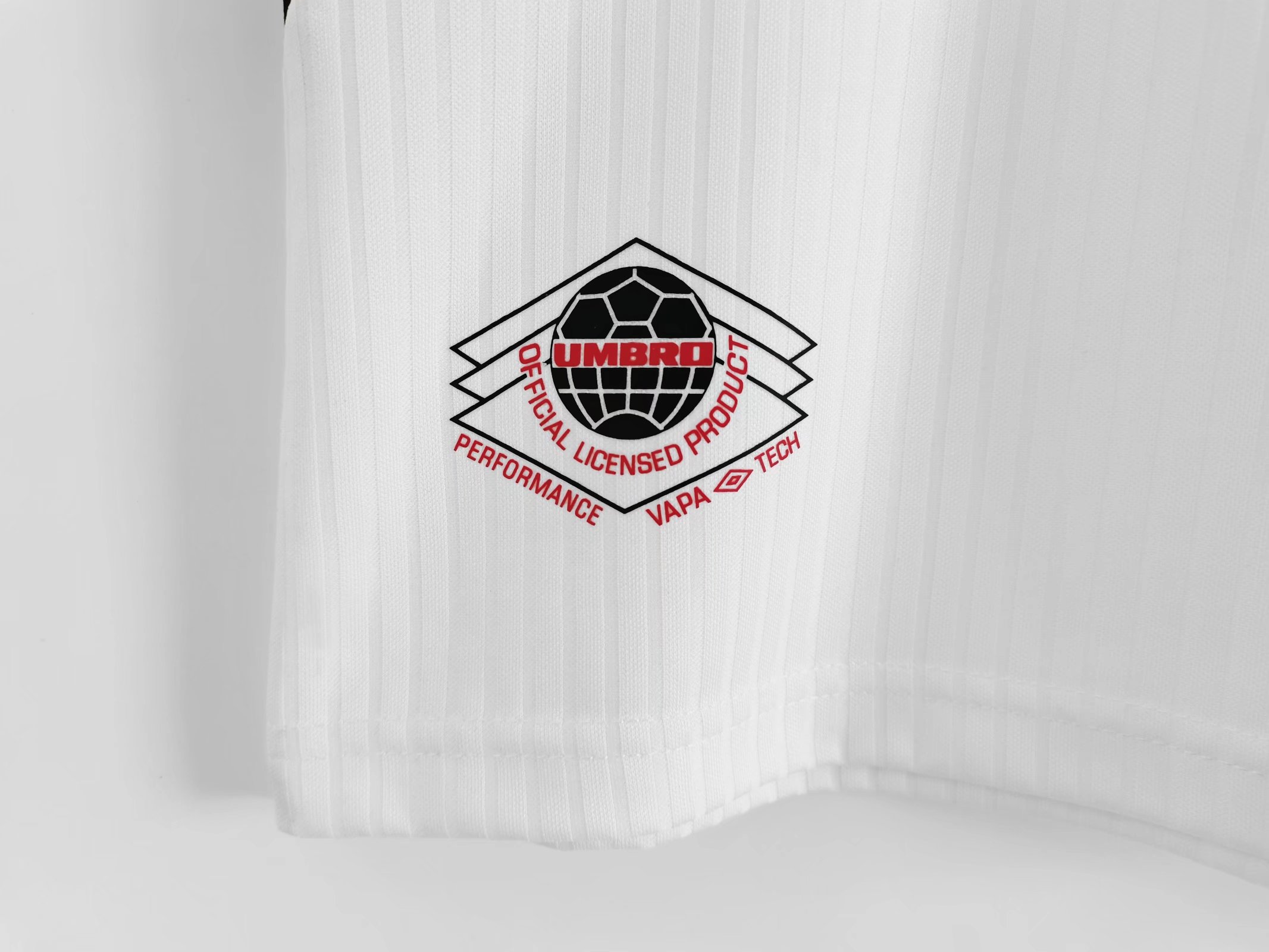 AlphaJersey-Retro England 1998 Home Stadium Jersey
