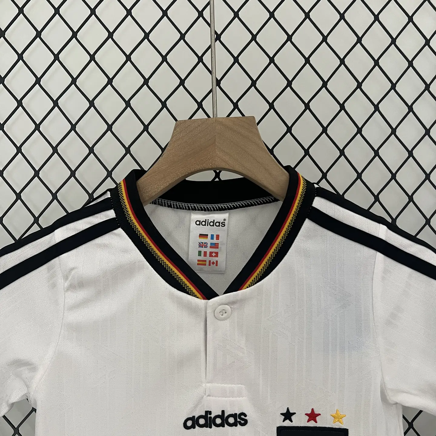 Socce Jerseys-topleaguejerseys.com