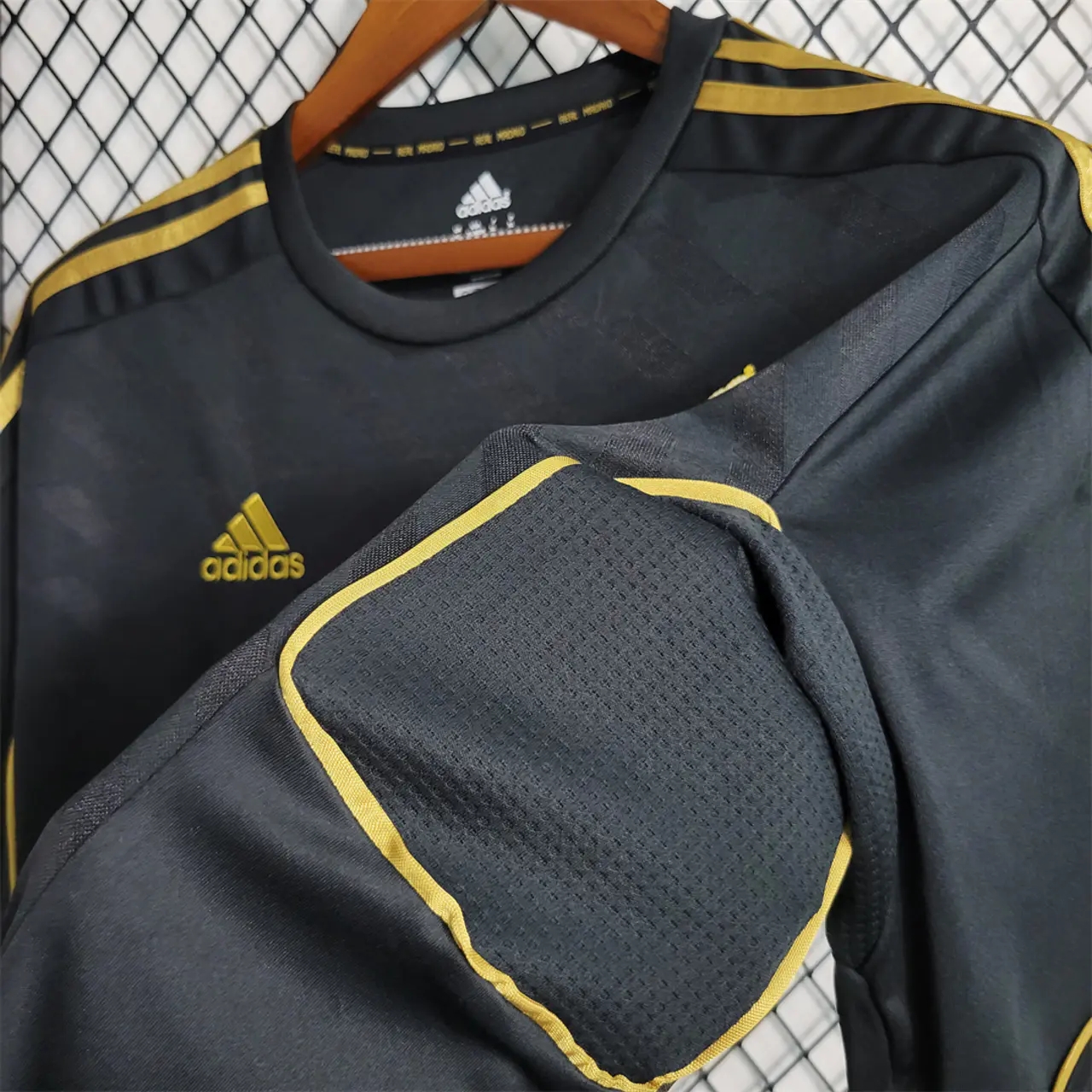 Socce Jerseys-topleaguejerseys.com